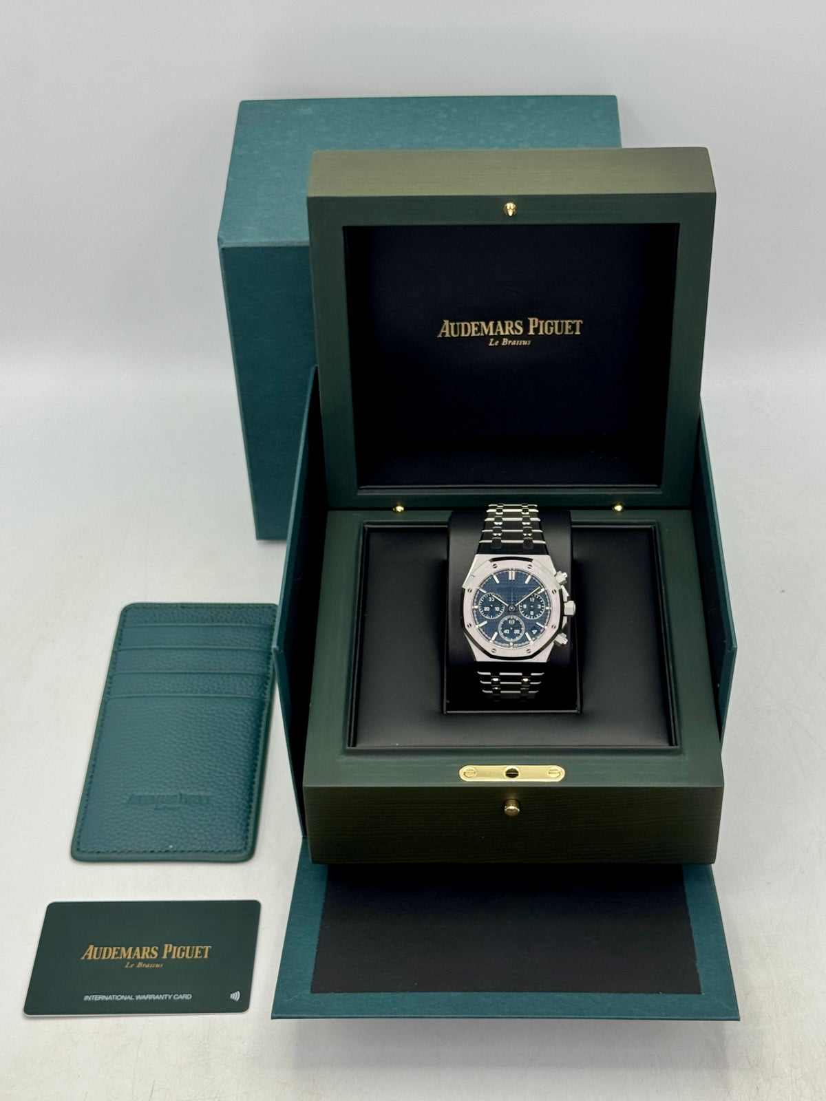 2026 Audemars Piguet Royal Oak Chronograph 41mm 26240ST Blue Dial