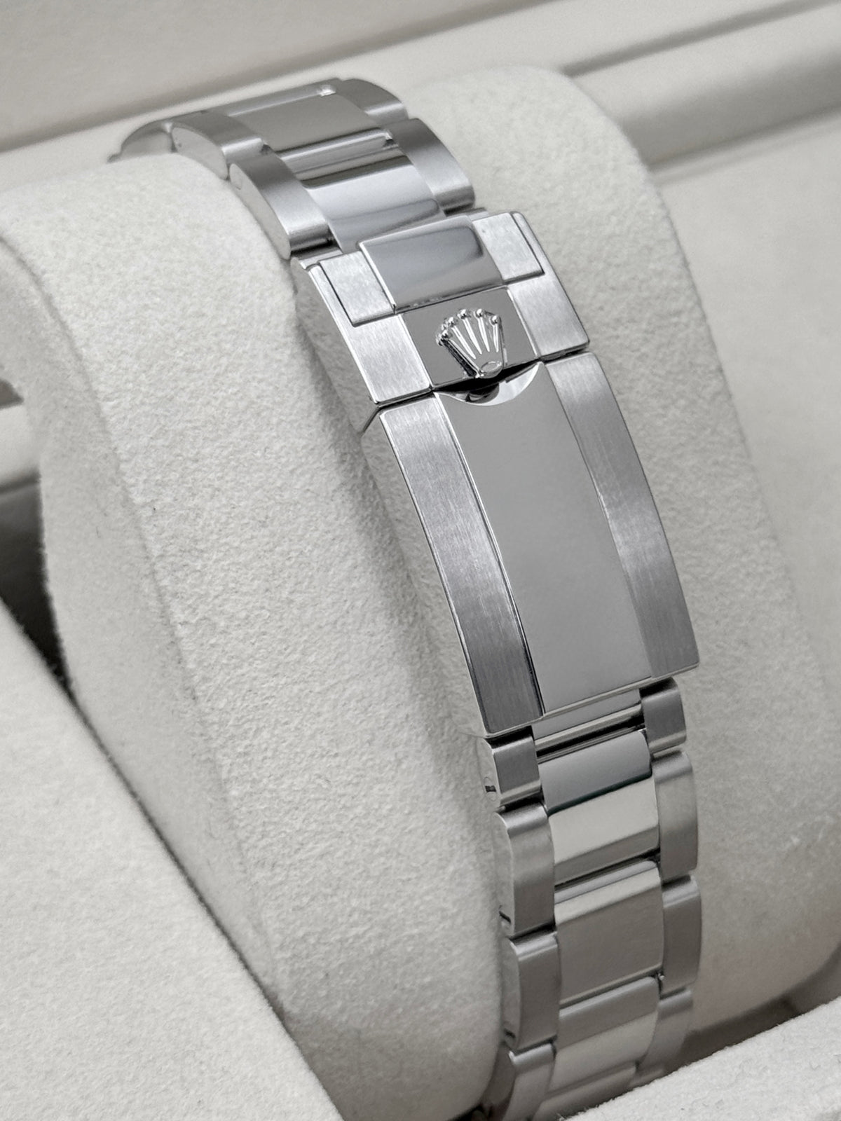 NEW 2026 Rolex Yacht-Master 40mm 126622 Stainless Steel Rhodium Dial - MyWatchLLC