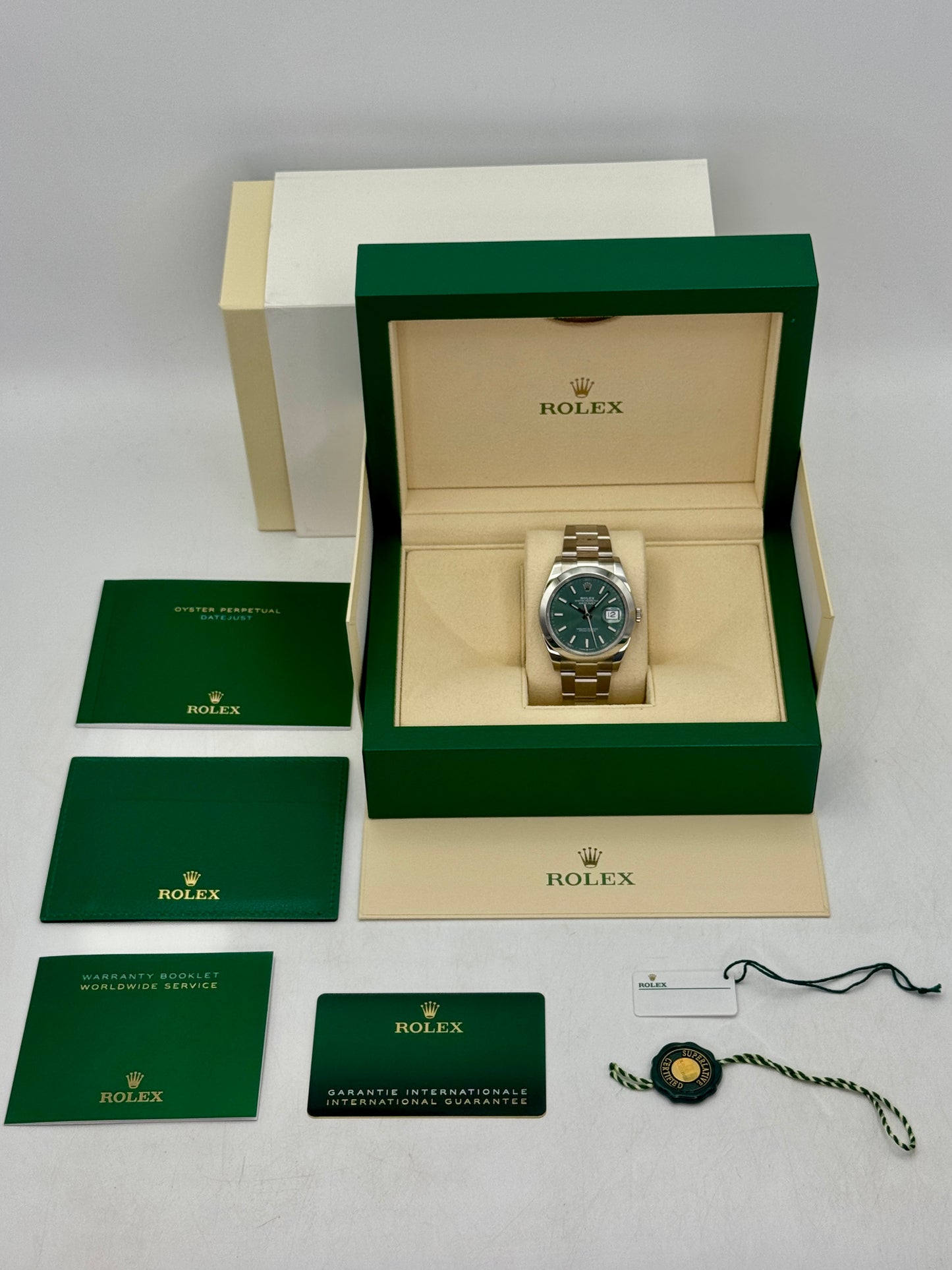 2025 Rolex Datejust 41mm 126300 Stainless Steel Oyster Green Dial