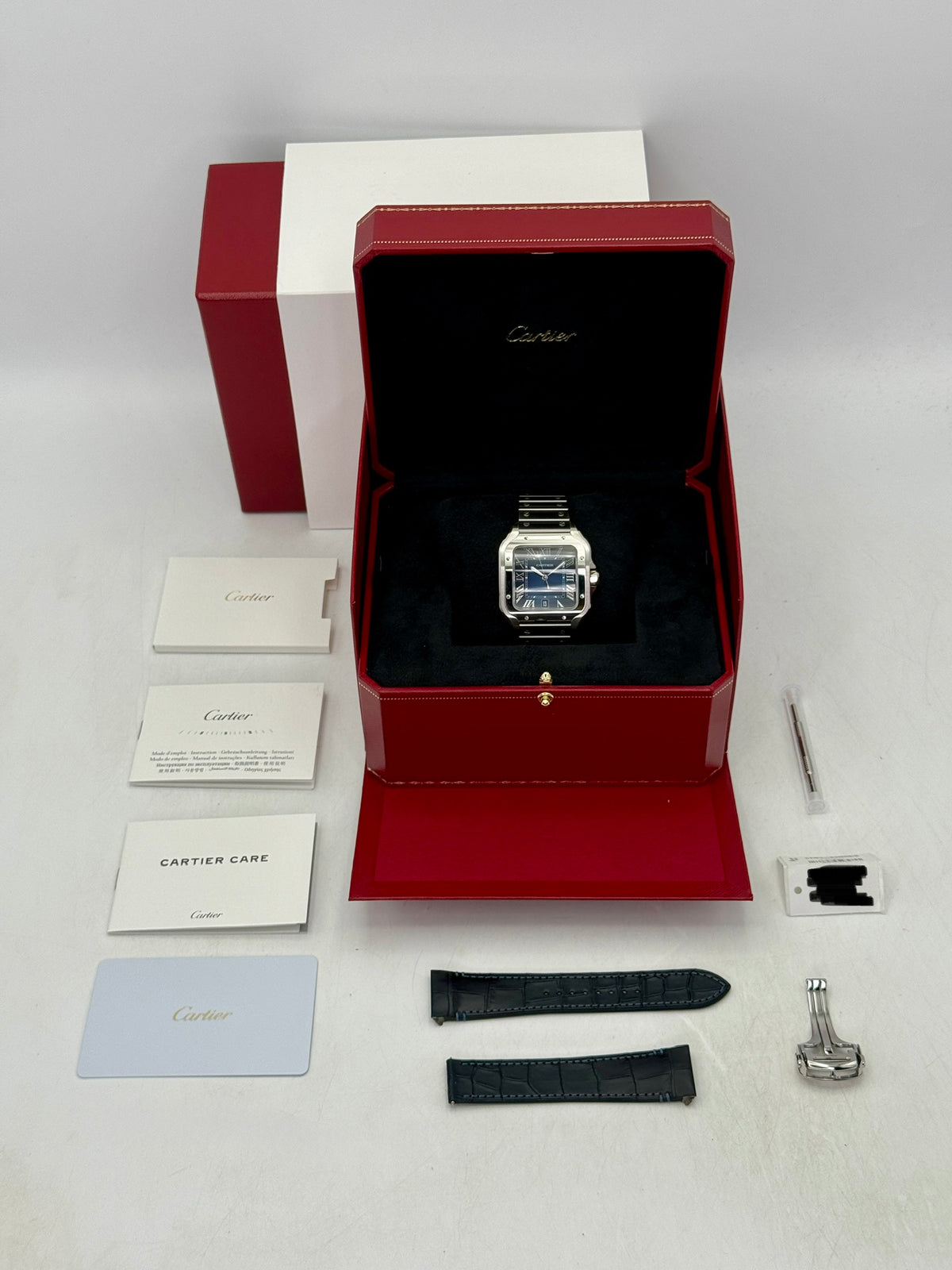 NEW 2026 Cartier Santos De Cartier 39mm WSSA0071 Stainless Steel Blue Dial