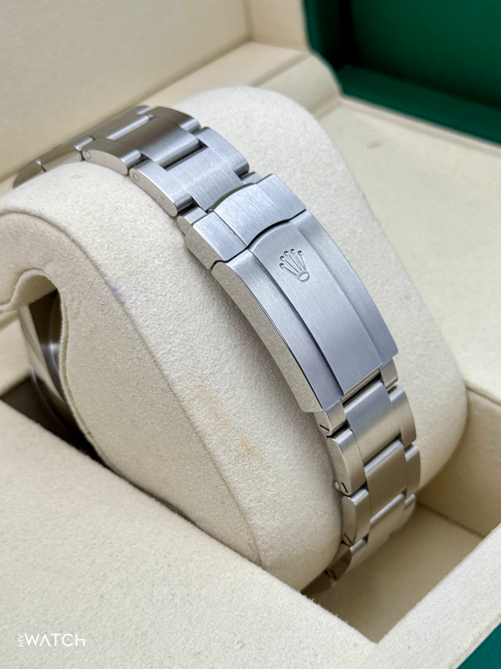 NEW 2025 Rolex Oyster Perpetual 41mm 124300 Green Dial - MyWatchLLC