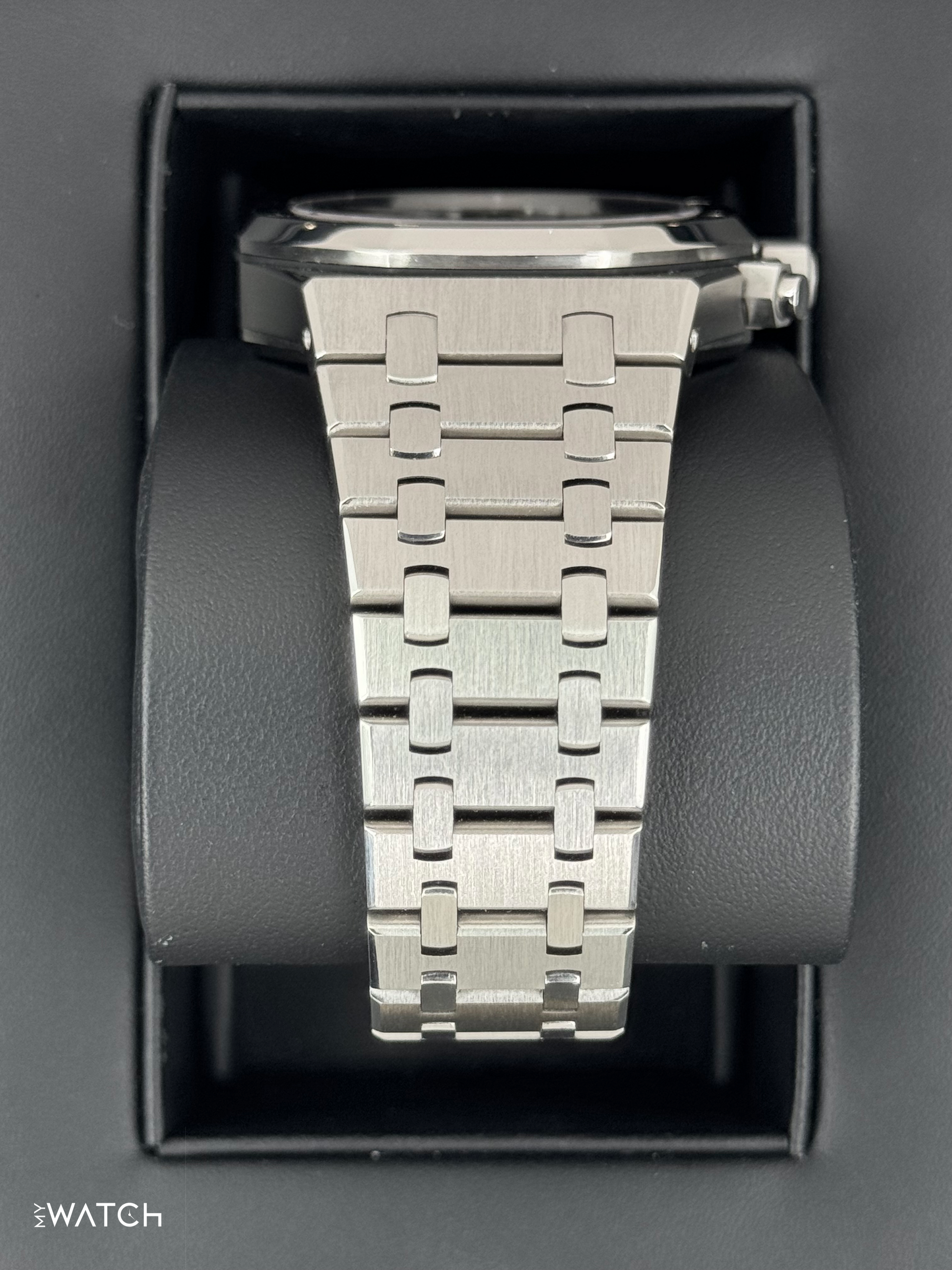 2019 Audemars Piguet Royal Oak 41mm 26331ST Chronograph Blue Dial - MyWatchLLC