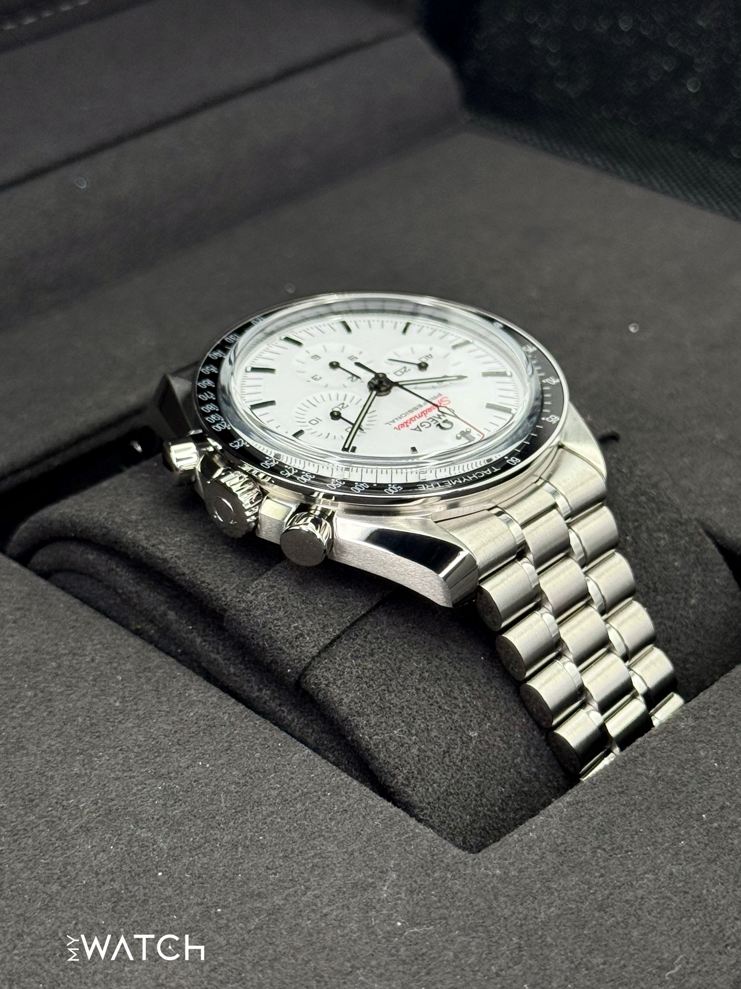 2025 Omega Speedmaster Moonwatch Professional 42mm White Dial