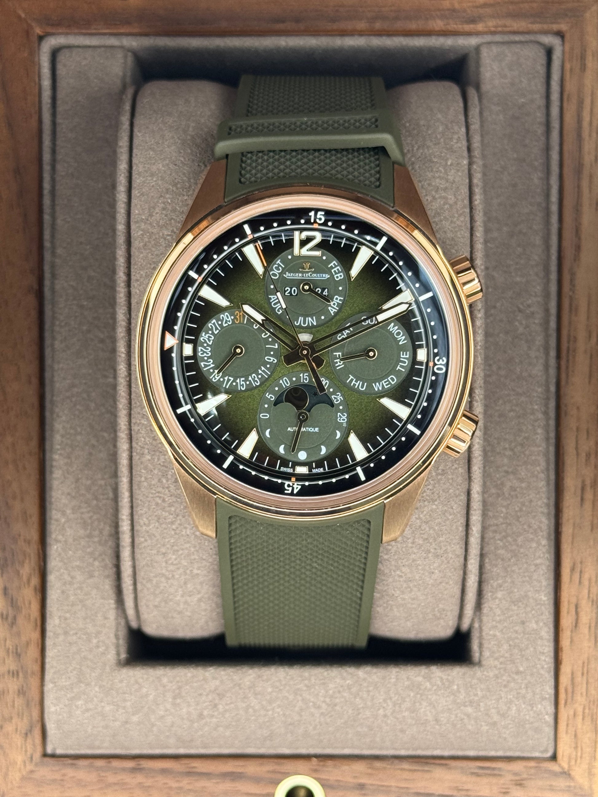NEW 2024 Jaeger-LeCoultre Polaris Perpetual Calendar Q908263J Green Dial - MyWatchLLC