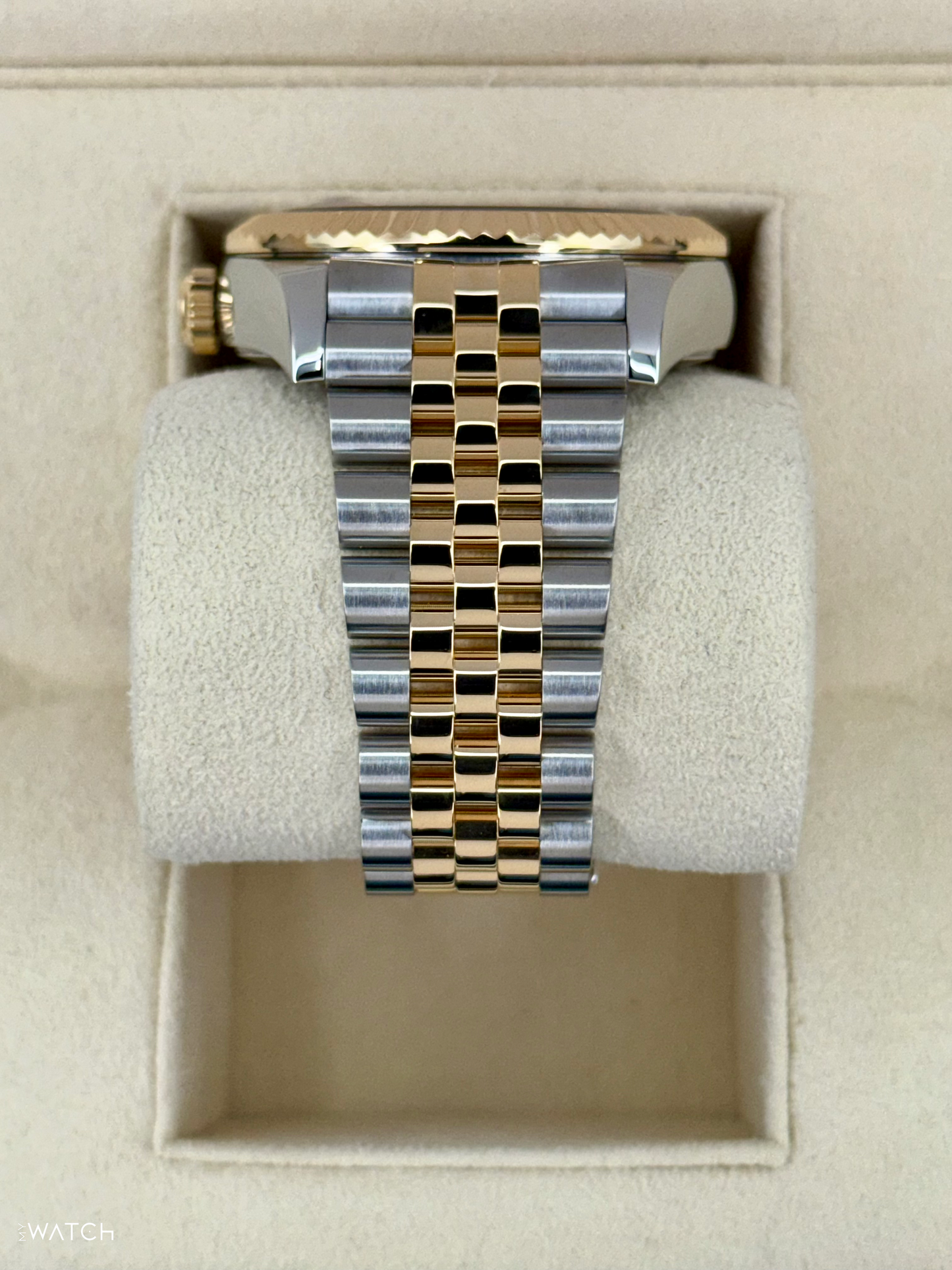 2022 Rolex Sky-Dweller 42mm 326933 Two-Tone Jubilee Champagne Dial