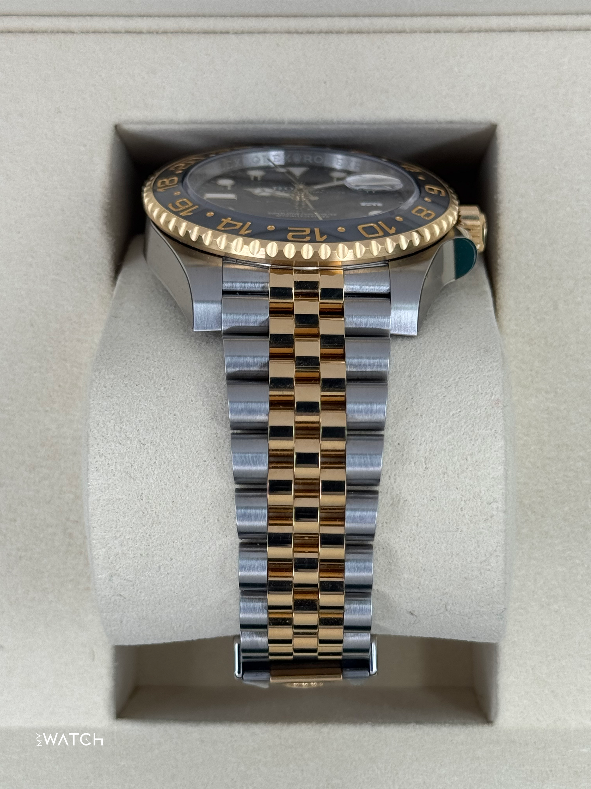 NEW 2025 Rolex GMT-Master II 40mm 126713GRNR Two-Tone Jubilee (STICKERED) - MyWatchLLC