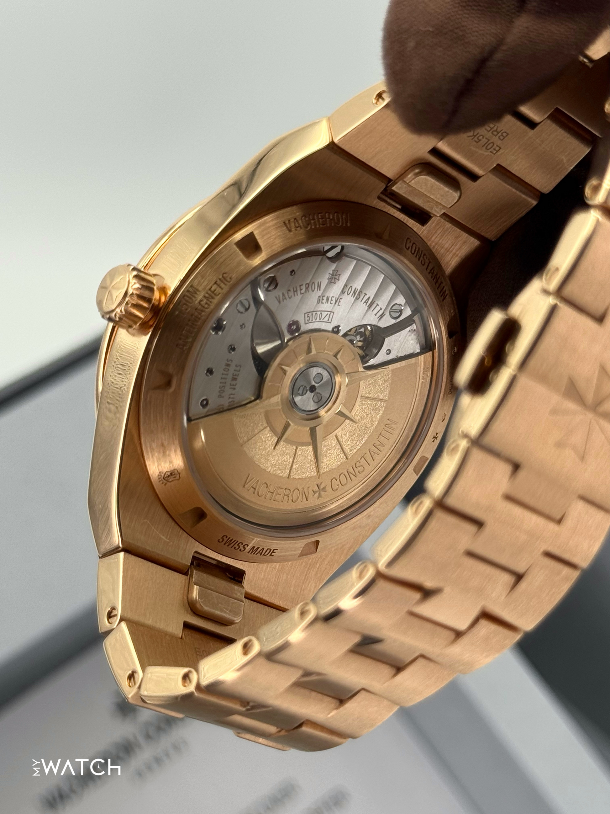 2024 Vacheron Constantin Overseas 41mm 4520V 18kt Pink Gold Blue Dial - MyWatchLLC