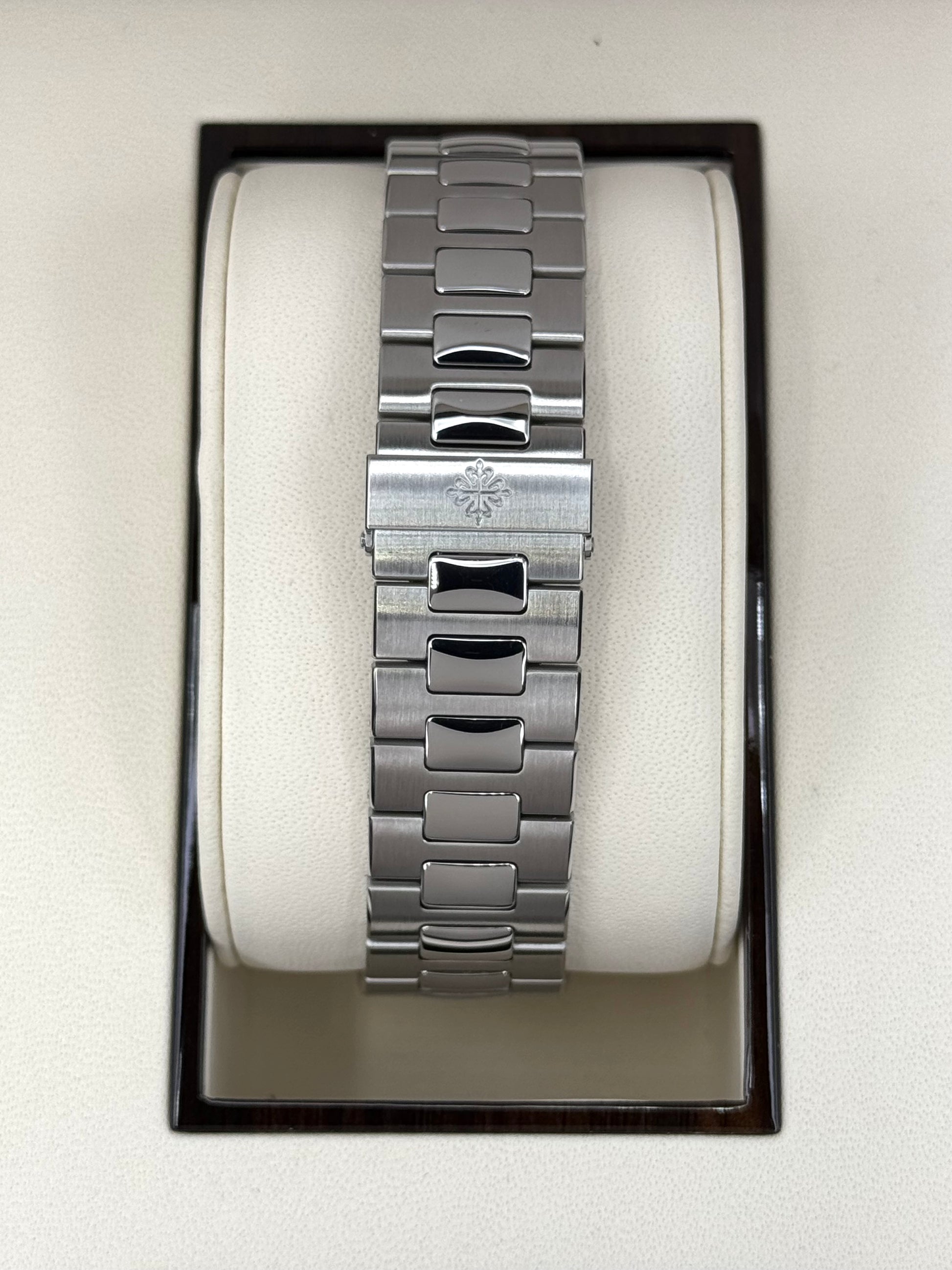 Patek Philippe Nautilus 40mm 5711/1A tainless Steel Blue Dial - MyWatchLLC