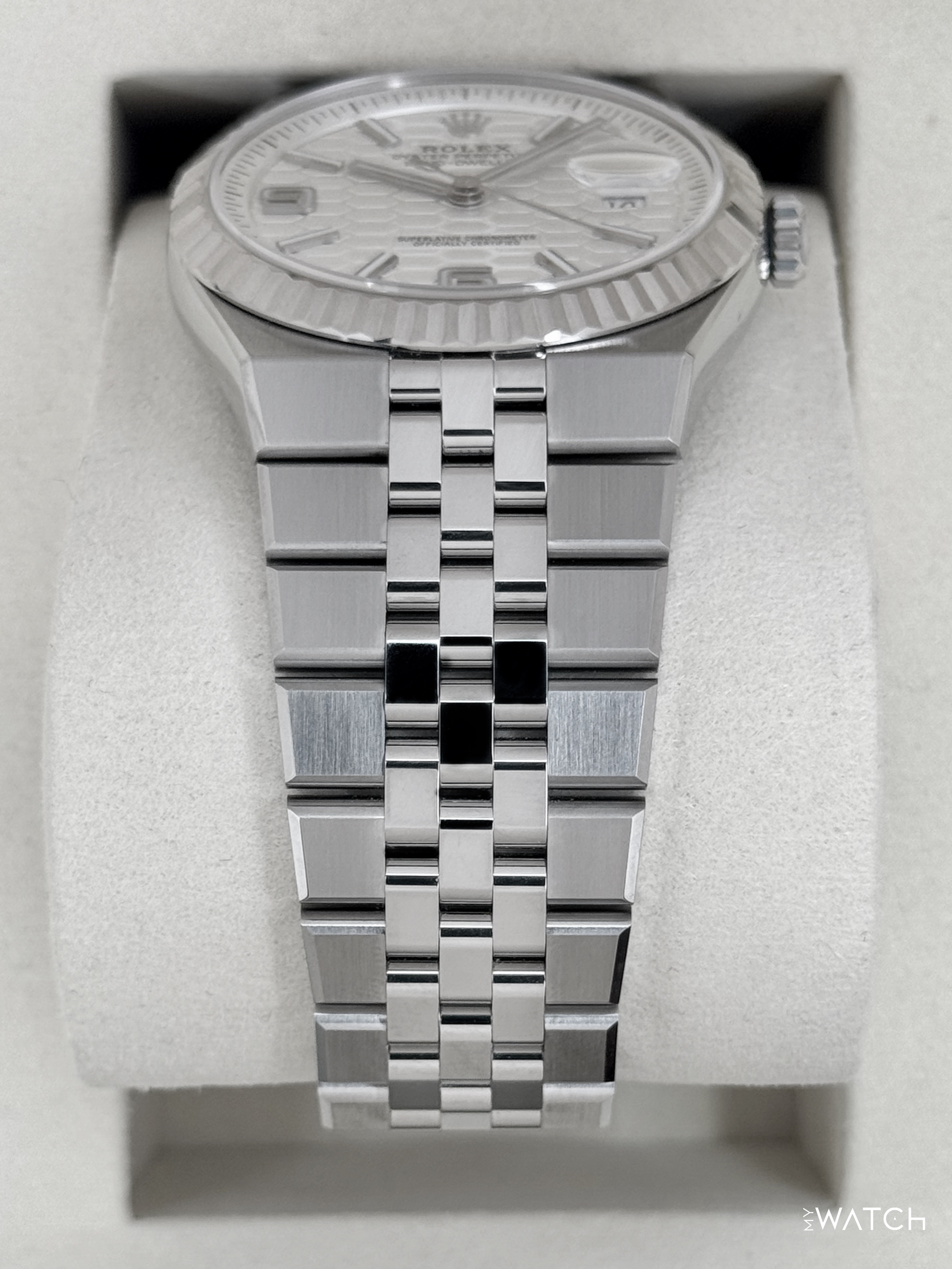 NEW 2026 Rolex Land-Dweller 40mm 127334 Stainless Steel Jubilee White Dial - MyWatchLLC