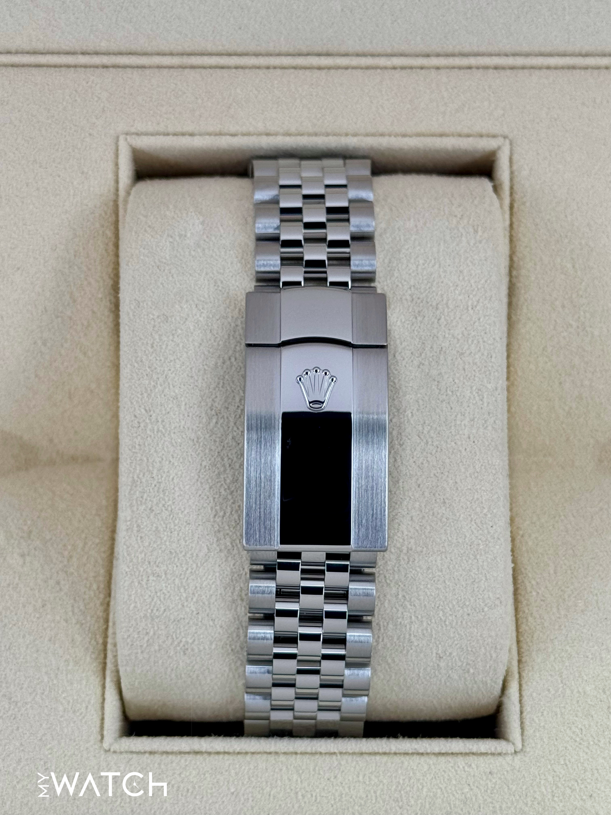 2022 Rolex Datejust 41mm 126334 Stainless Steel Jubilee Blue Dial - MyWatchLLC