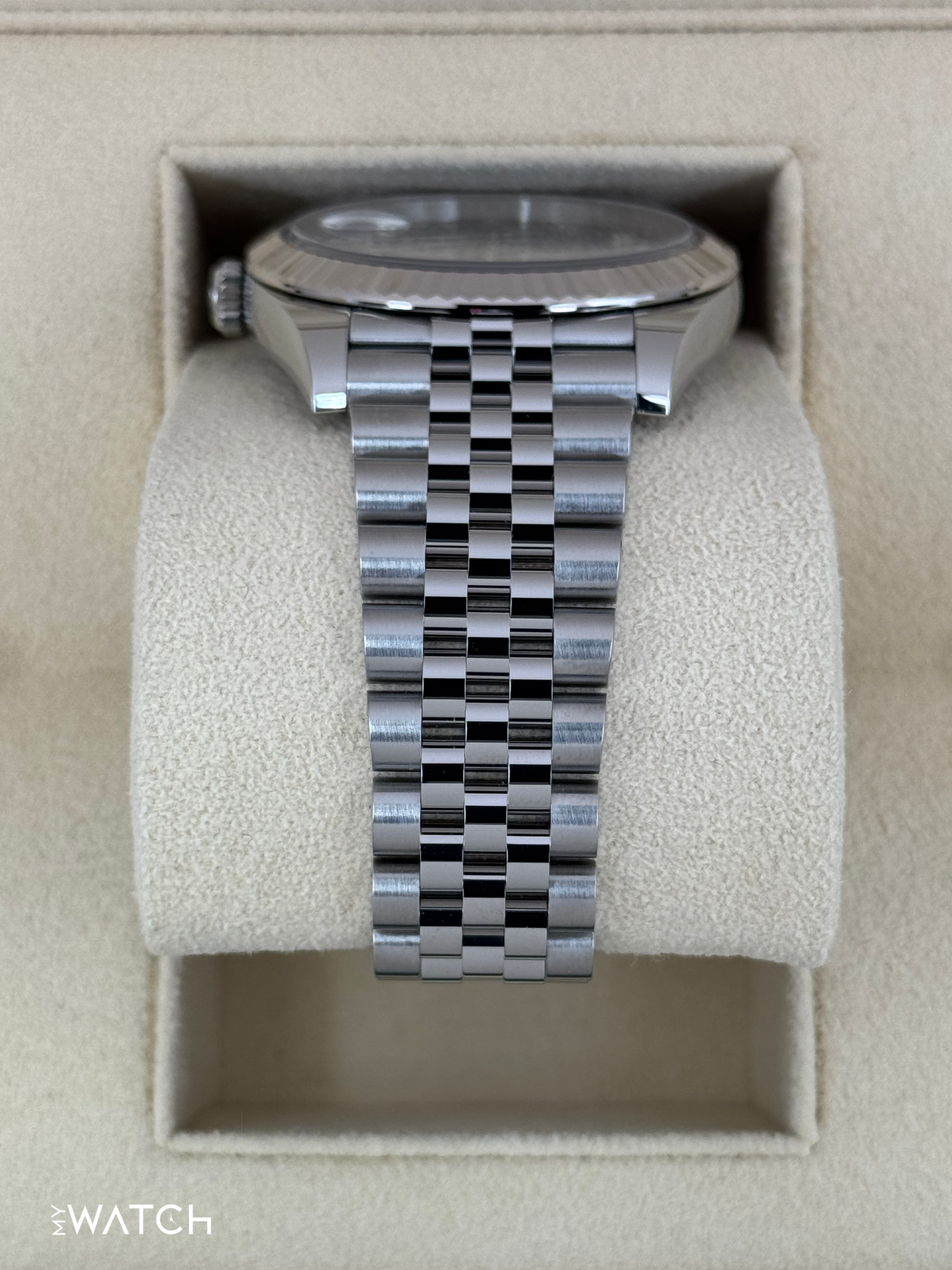 2024 Rolex Datejust 41mm 126334 Stainless Steel Jubilee Rhodium Diamond Dial