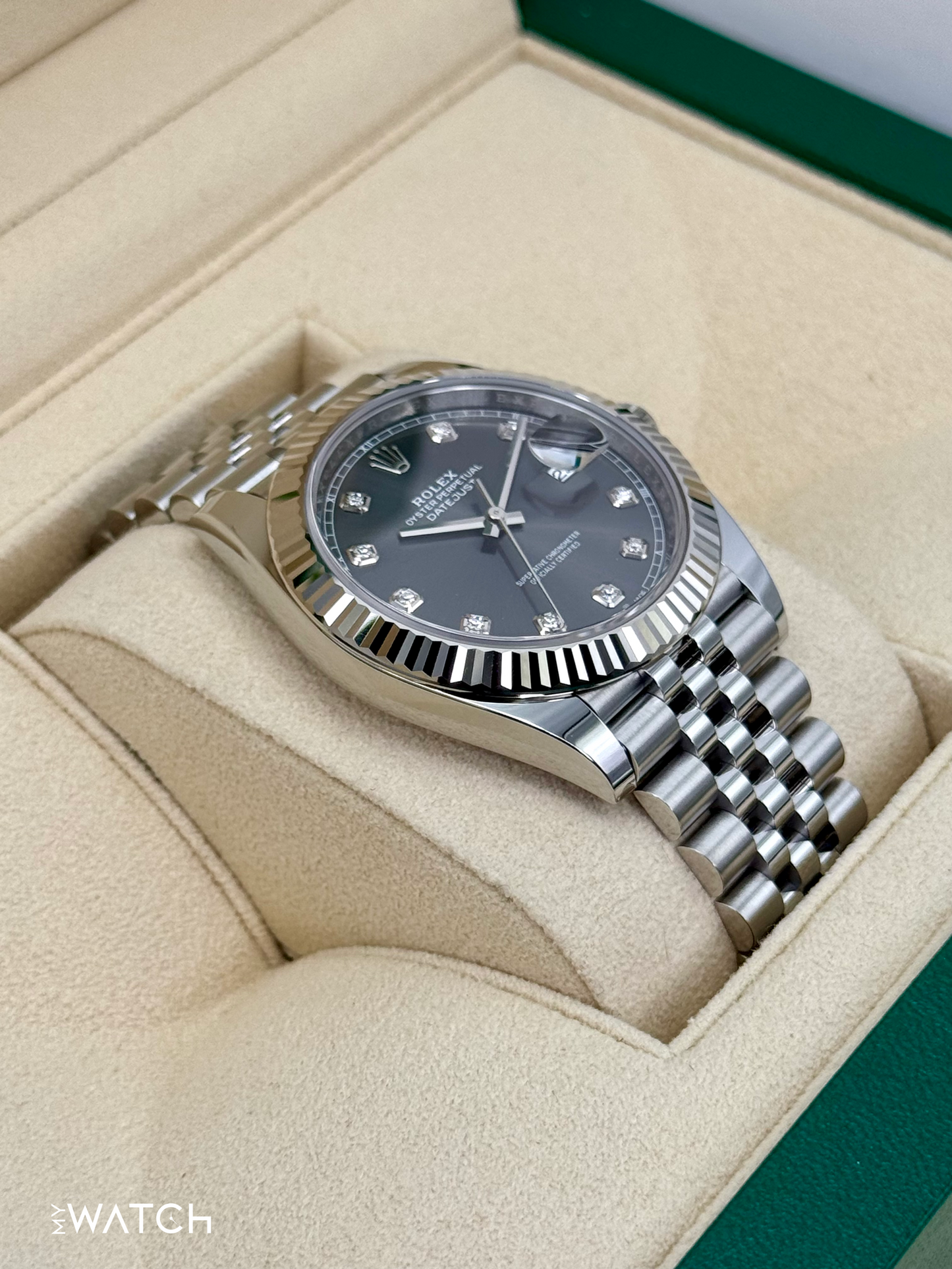2024 Rolex Datejust 41mm 126334 Stainless Steel Jubilee Rhodium Diamond Dial