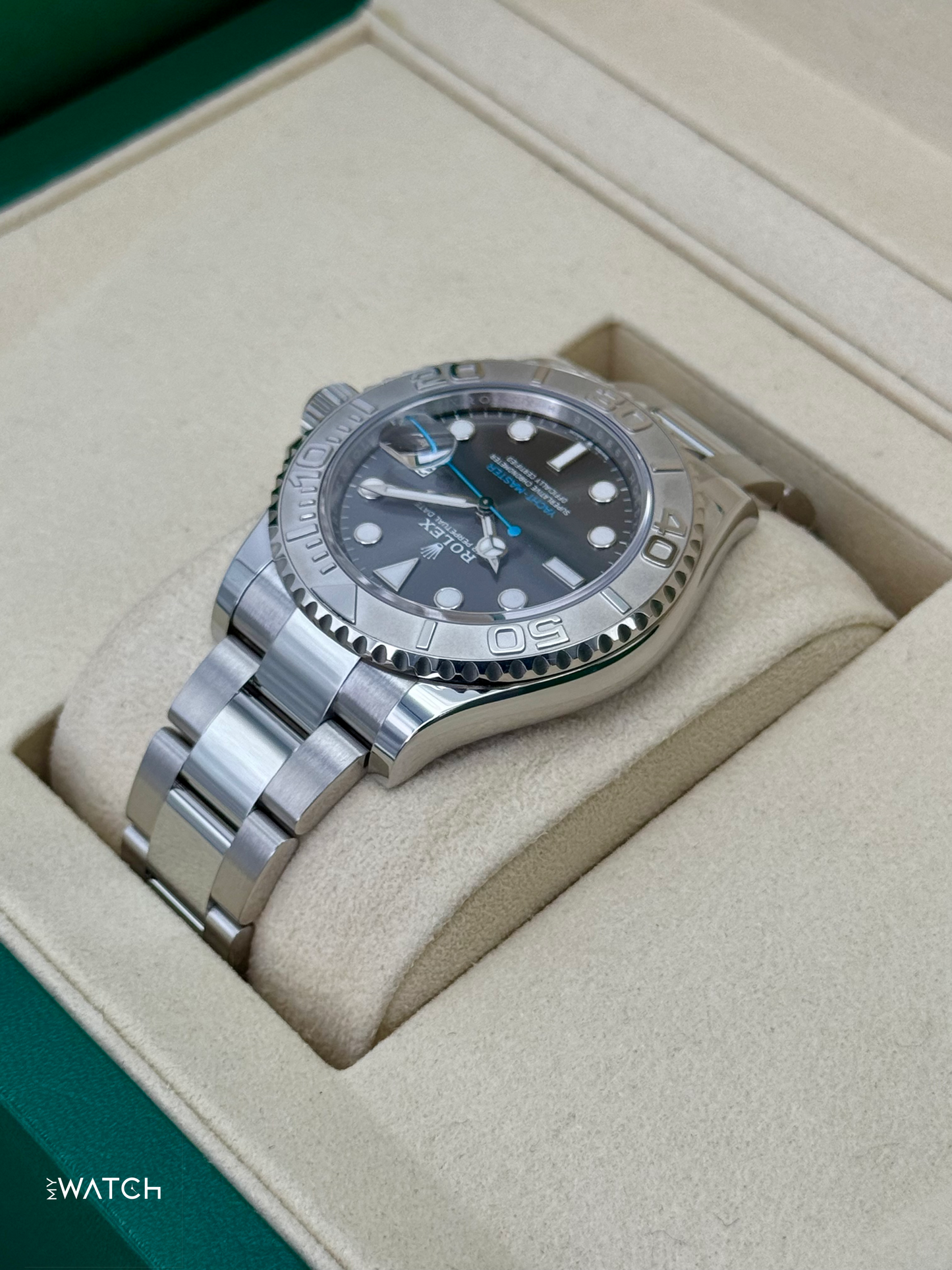 2025 Rolex Yacht-Master 40mm 126622 Stainless Steel Rhodium Dial