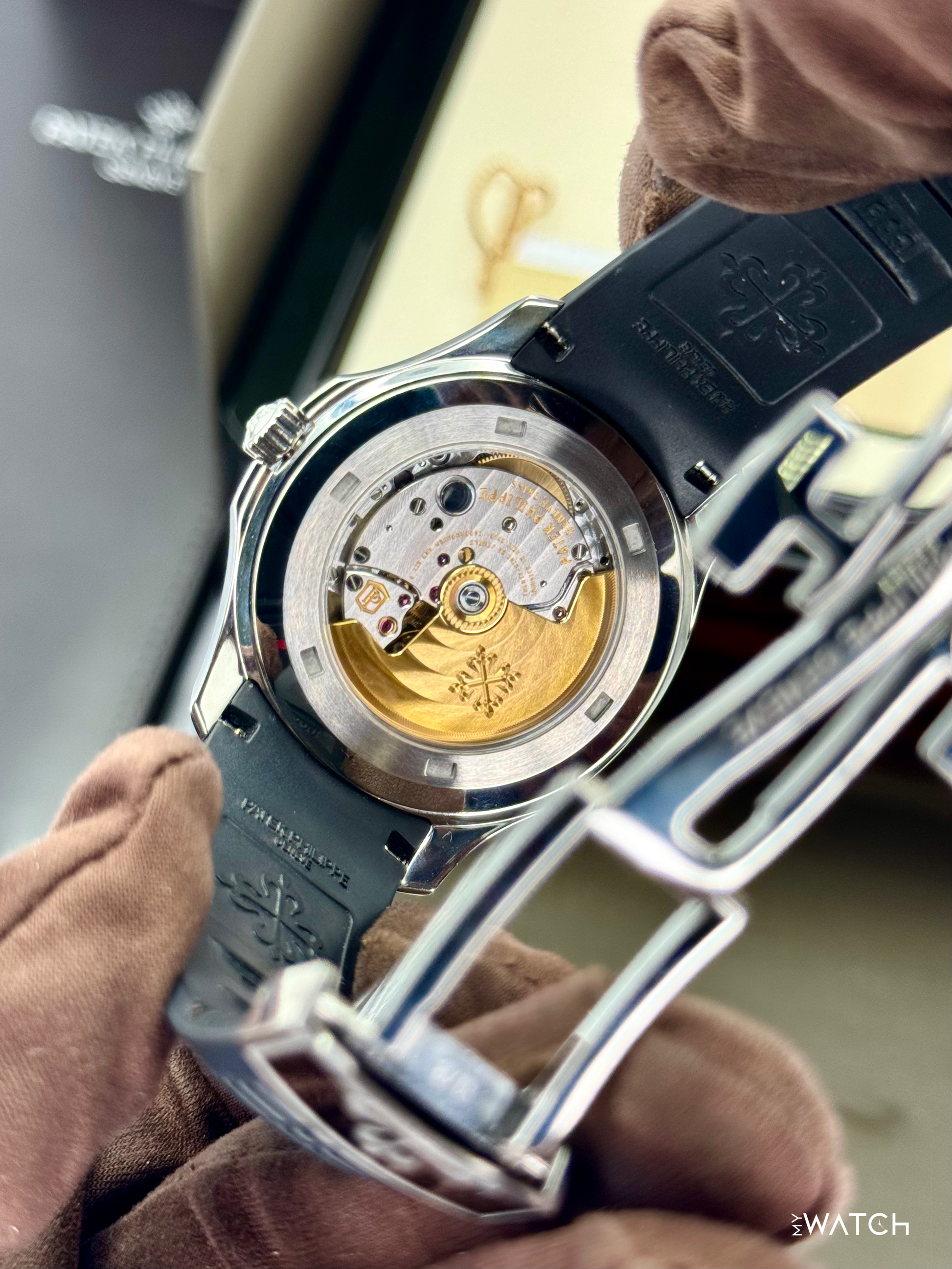 2017 Patek Philippe Aquanaut 40.8mm 5167A-001 Stainless Steel Gray Dial - MyWatchLLC