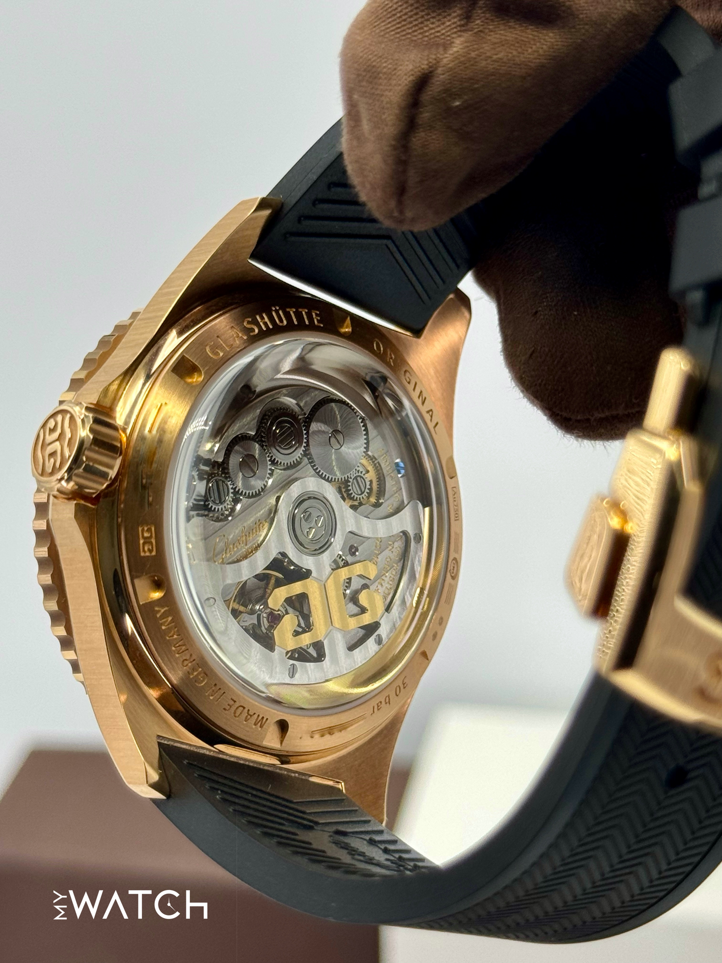 New 2025 Glashütte Seaq Panorama Date 43.2mm 1-36-13-03-90 Red Gold