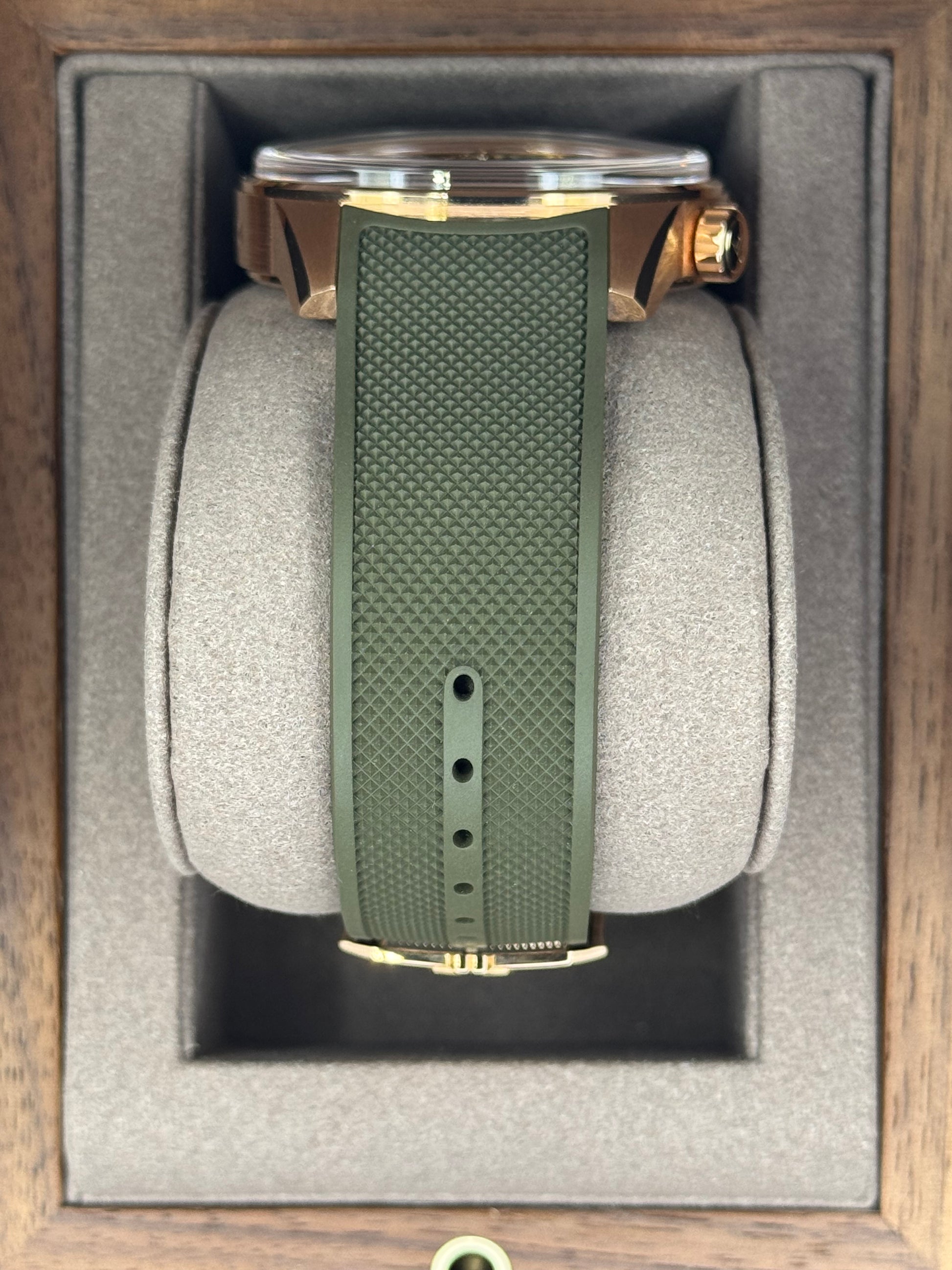 NEW 2024 Jaeger-LeCoultre Polaris Perpetual Calendar Q908263J Green Dial - MyWatchLLC