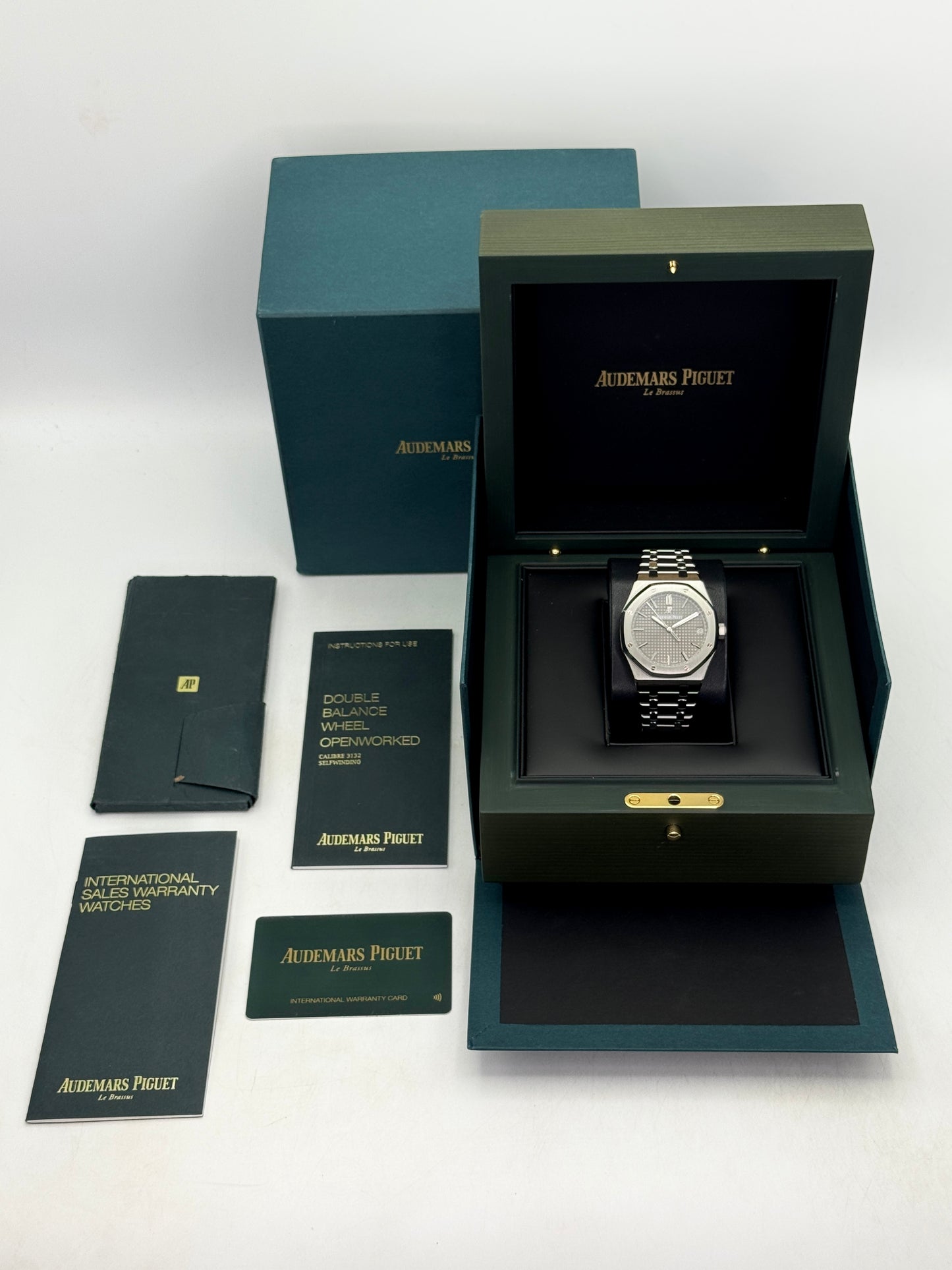 2019 Audemars Piguet Royal Oak 41mm 15500ST Stainless Steel Grey Dial