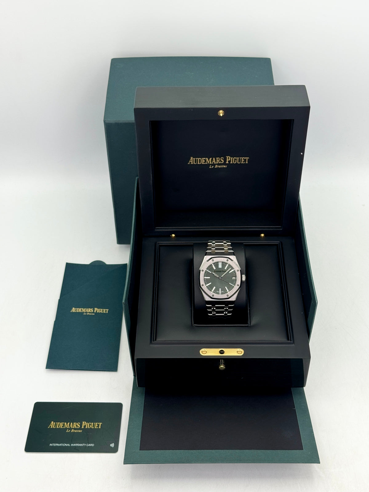 2024 Audemars Piguet Royal Oak 41mm 15510ST Stainless Steel Green Dial