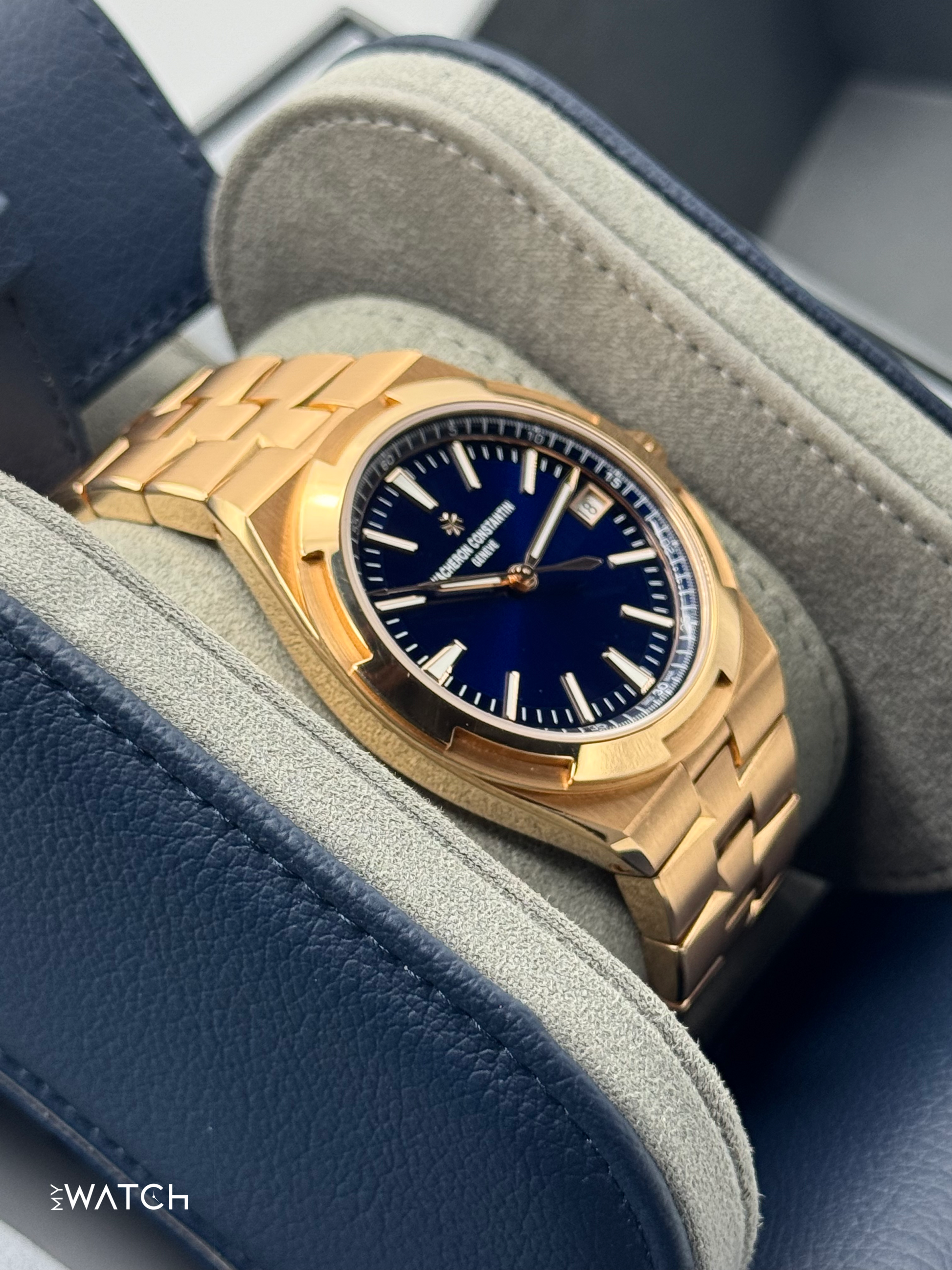 2024 Vacheron Constantin Overseas 41mm 4520V 18kt Pink Gold Blue Dial - MyWatchLLC