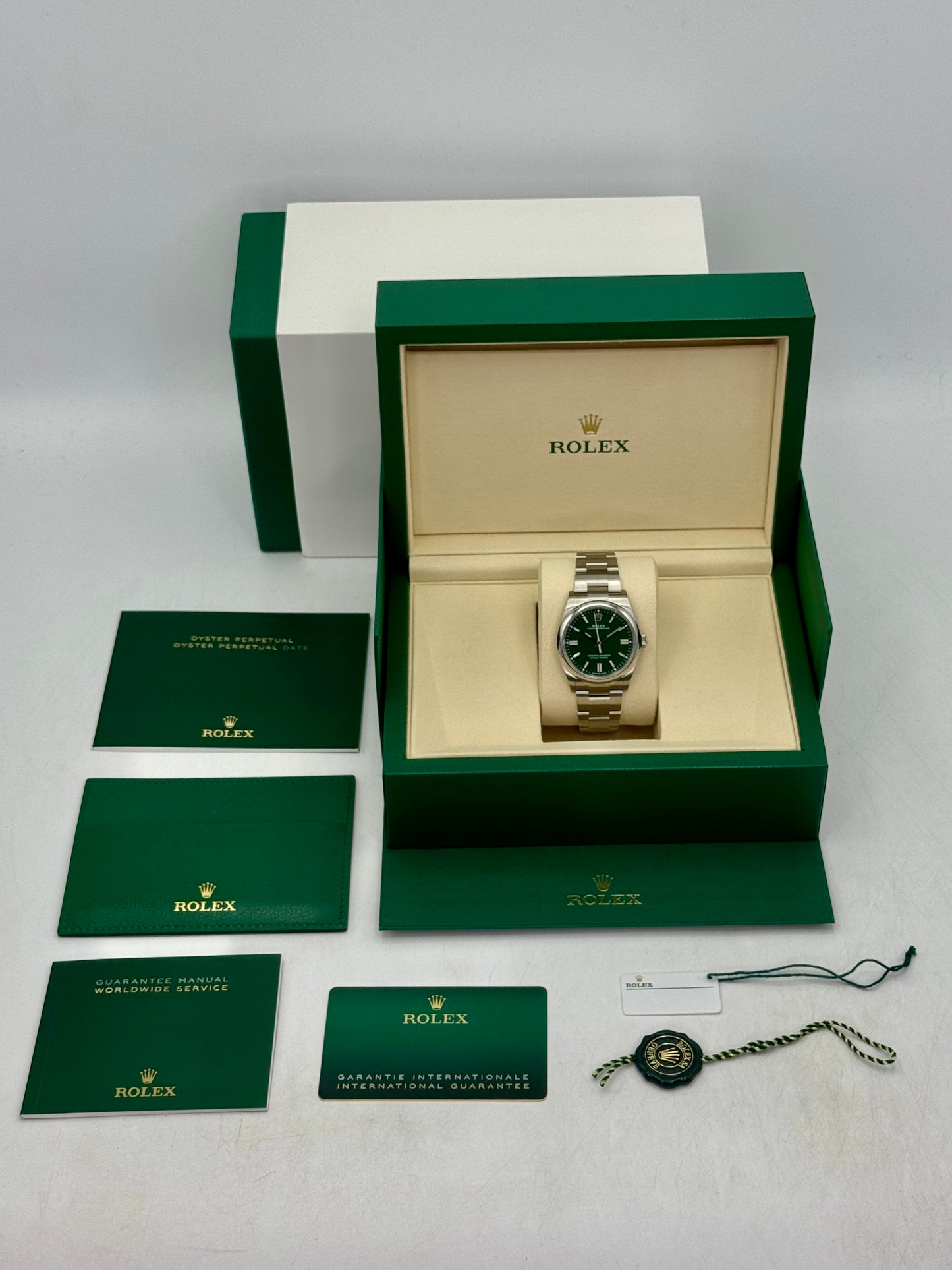NEW 2026 Rolex Oyster Perpetual 36mm 126000 Green Dial