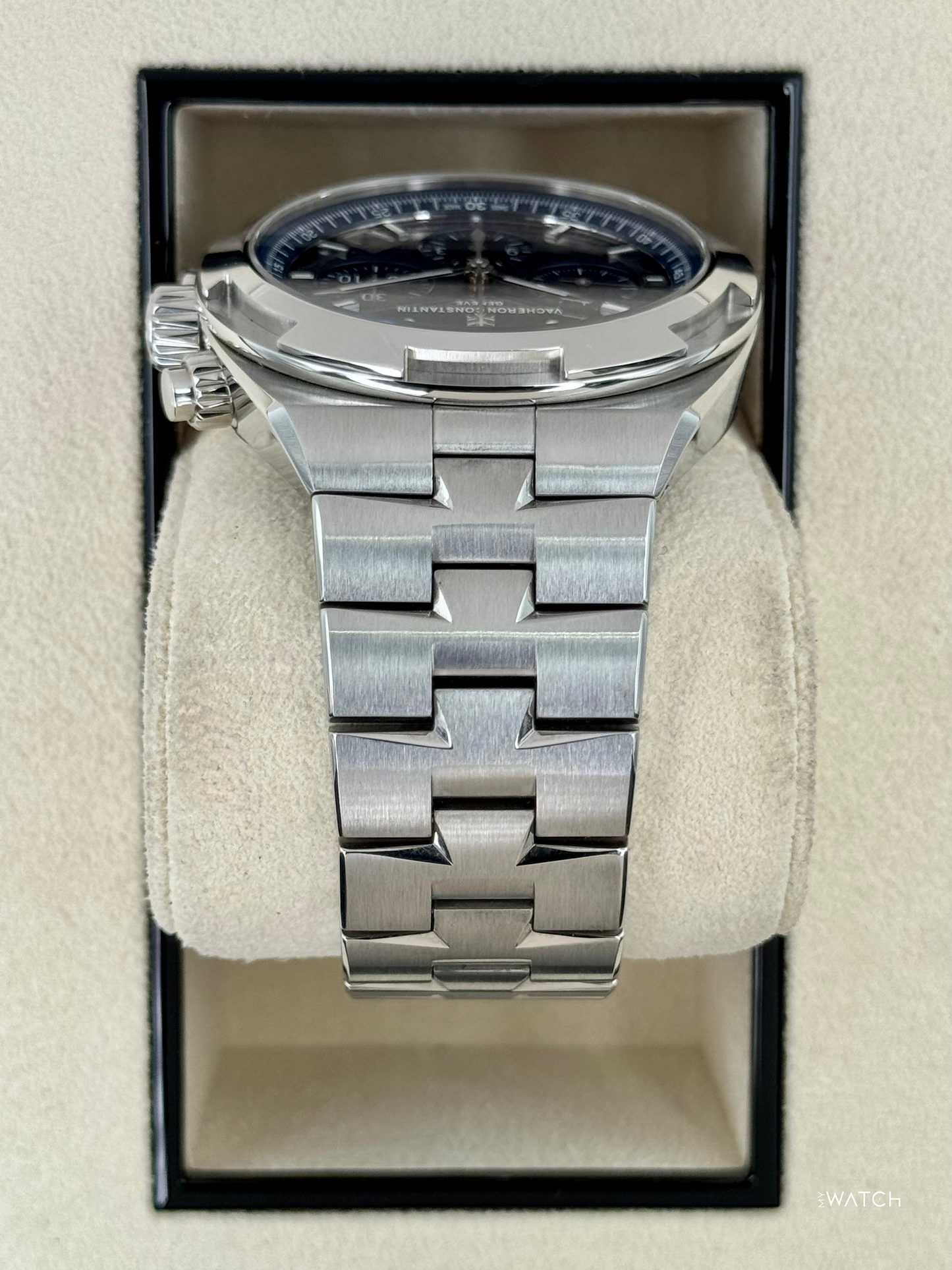 2018 Vacheron Constantin Overseas 42.5mm 5500V Stainless Blue Dial