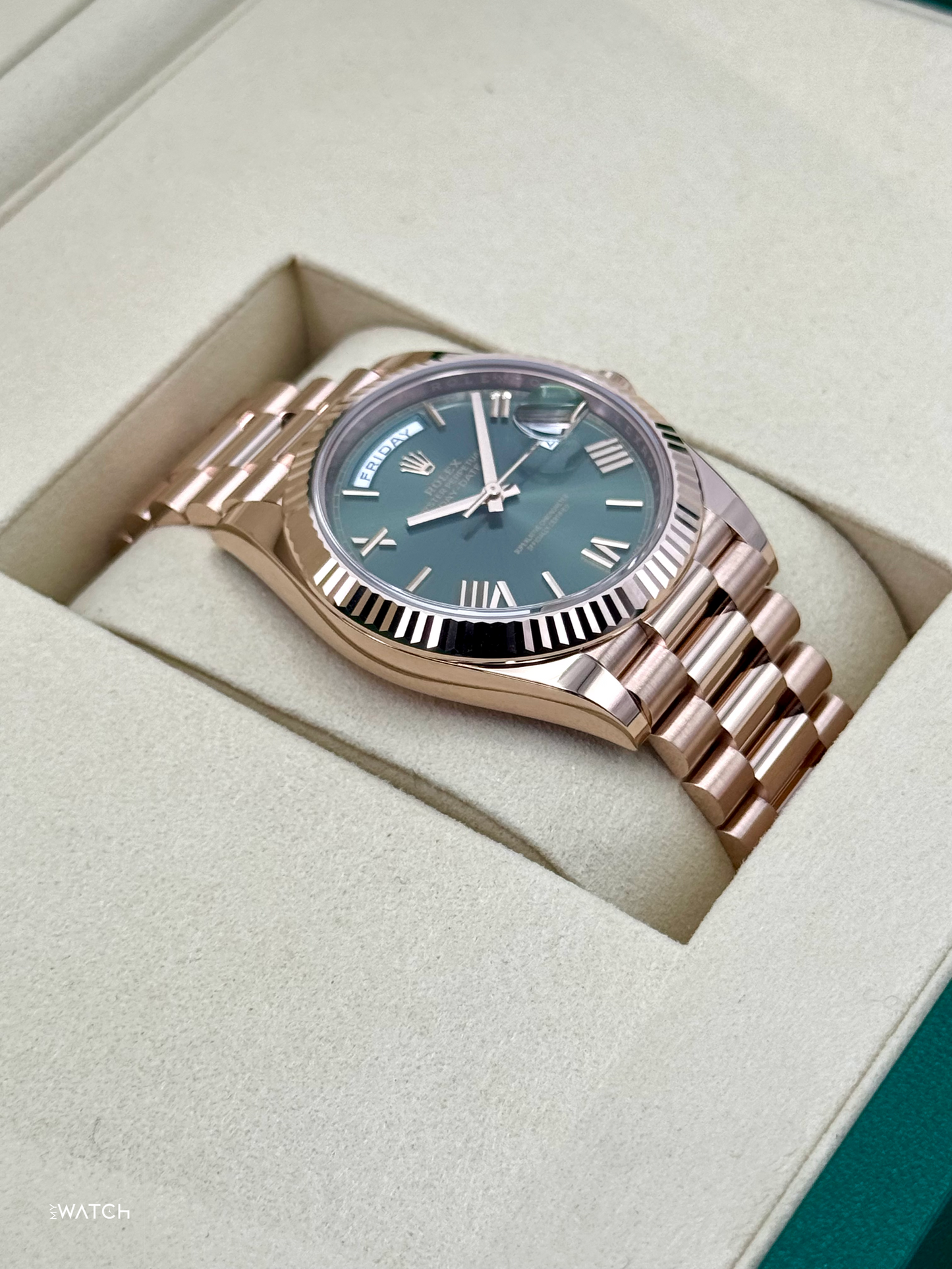 NEW 2025 Rolex Day-Date 40mm 228235 Presidential Rose Gold Olive Green Dial
