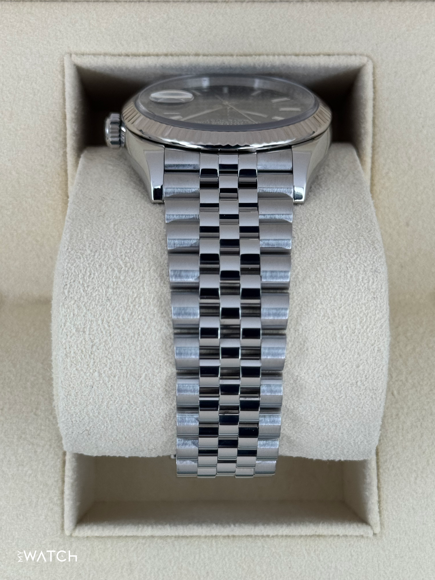 2021 Rolex Datejust 36mm 126234 Stainless Steel Jubilee Black Dial
