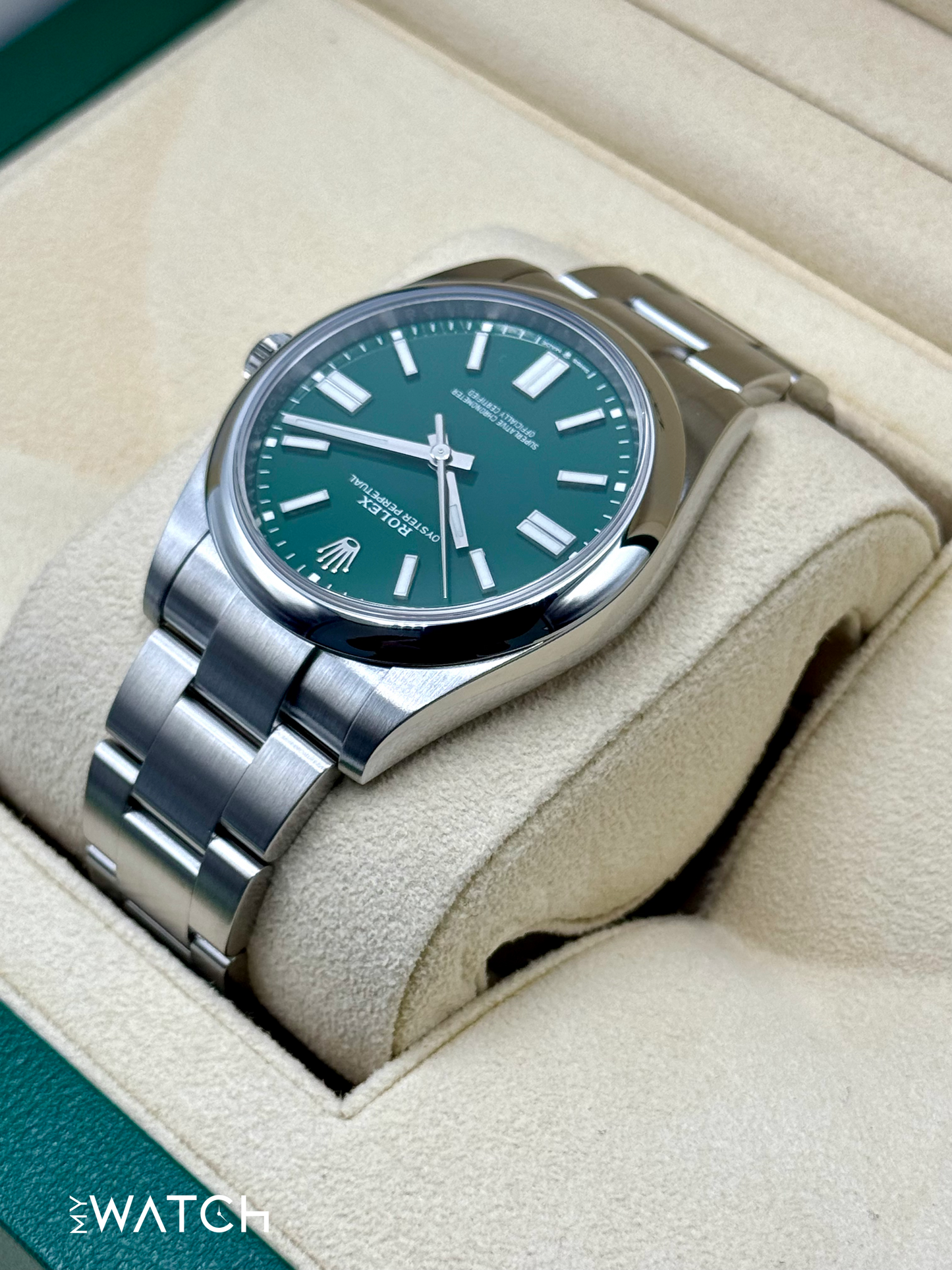 2024 Rolex Oyster Perpetual 41mm 124300 Green Dial
