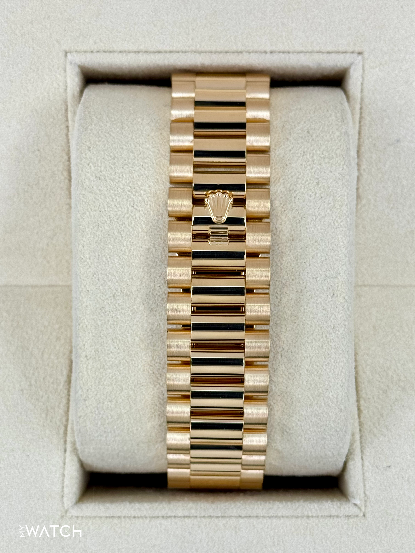 2022 Rolex Day-Date 40mm 228238 18kt Yellow Gold Champagne Dial