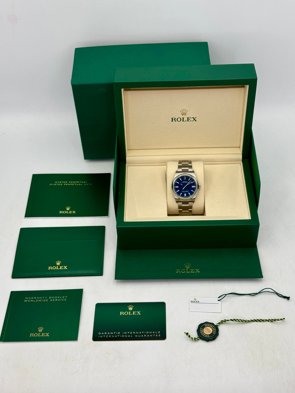 NEW 2026 Rolex Oyster Perpetual 36mm 126000 Med Blue Dial (STICKERED)