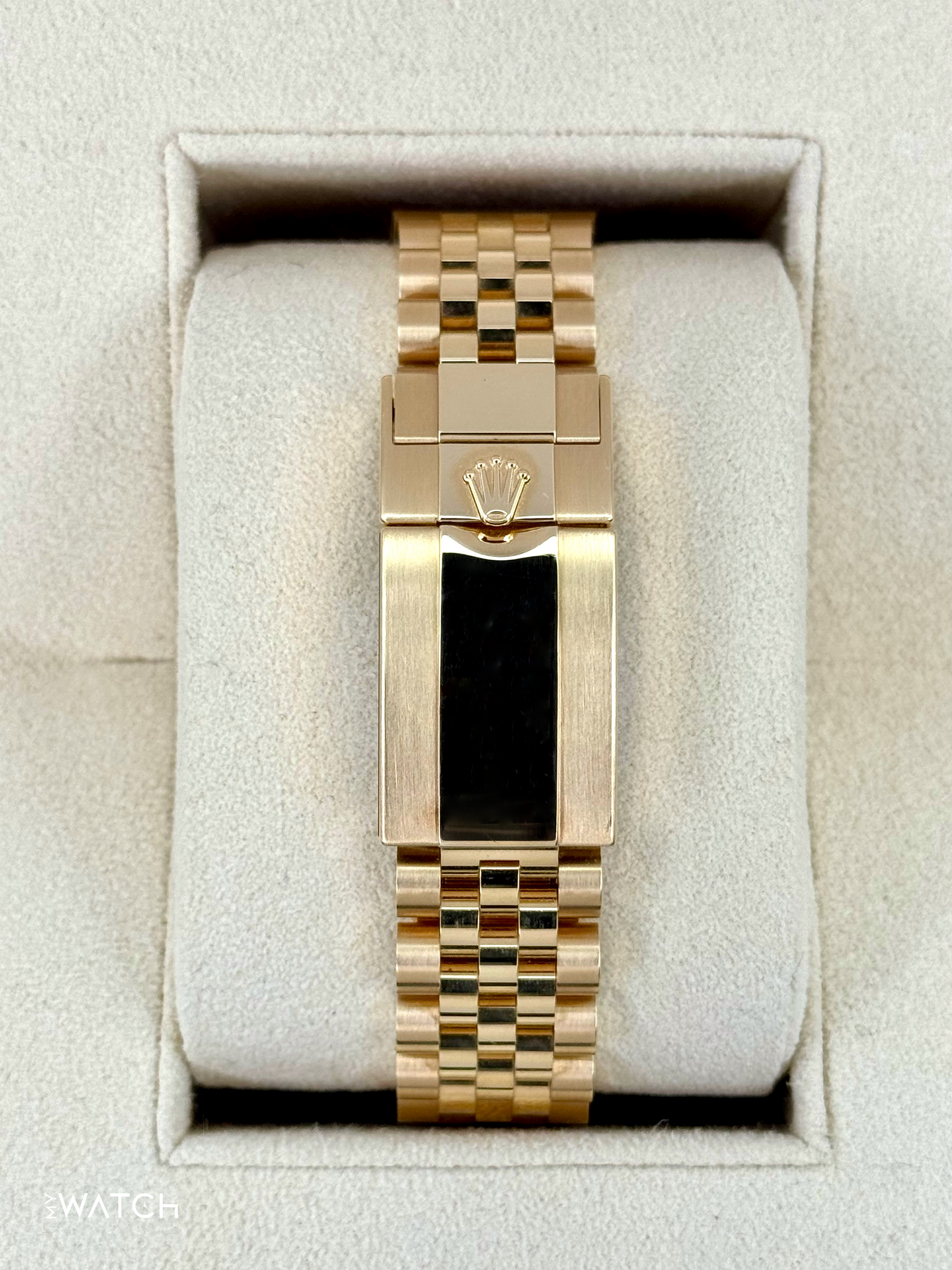 2024 Rolex GMT-Master II 40mm 126718GRNR Jubilee Black Dial - MyWatchLLC