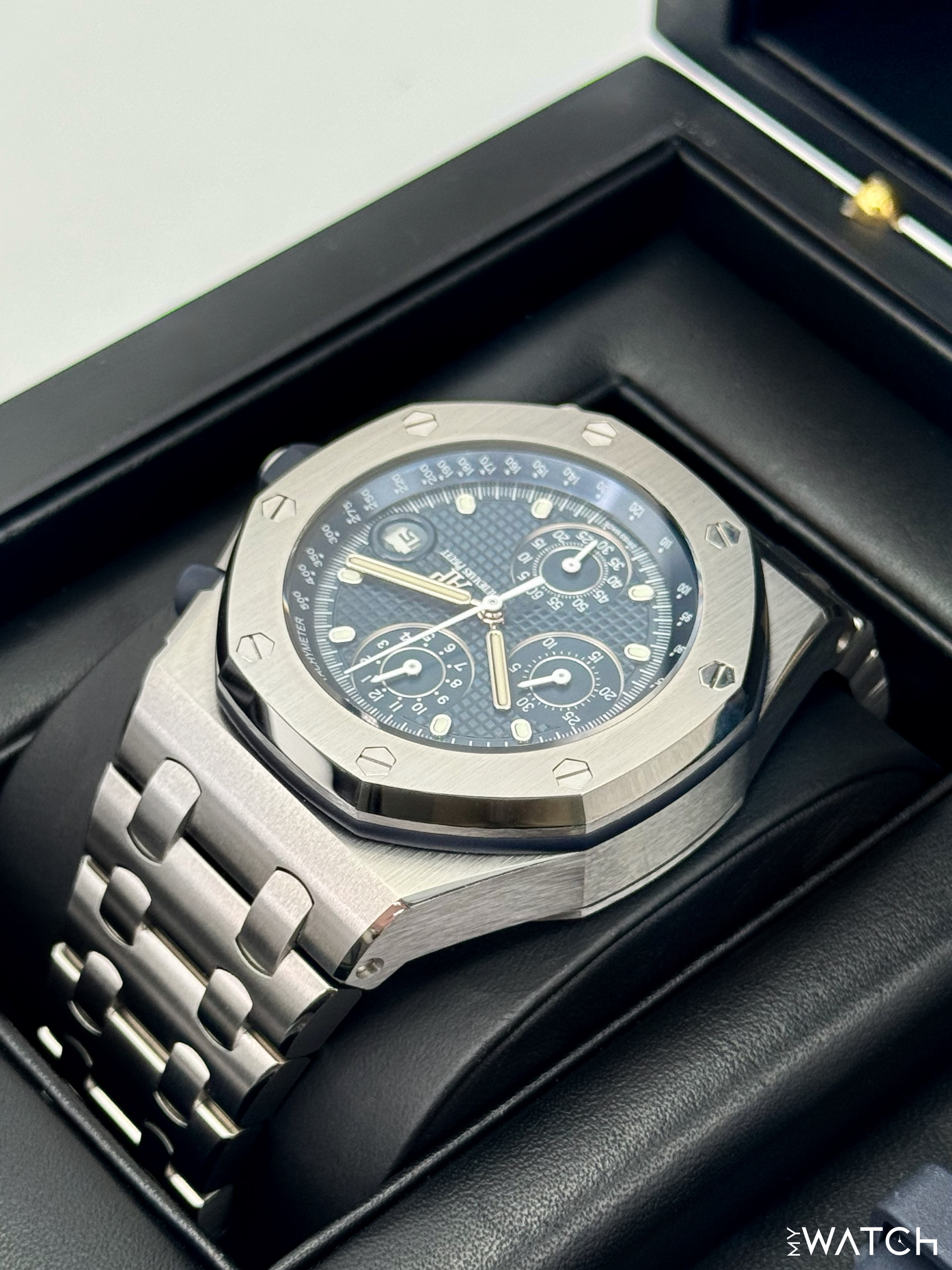2021 Audemars Piguet Royal Oak Offshore Chrono "The Beast" 42mm 26238ST Blue Dial - MyWatchLLC