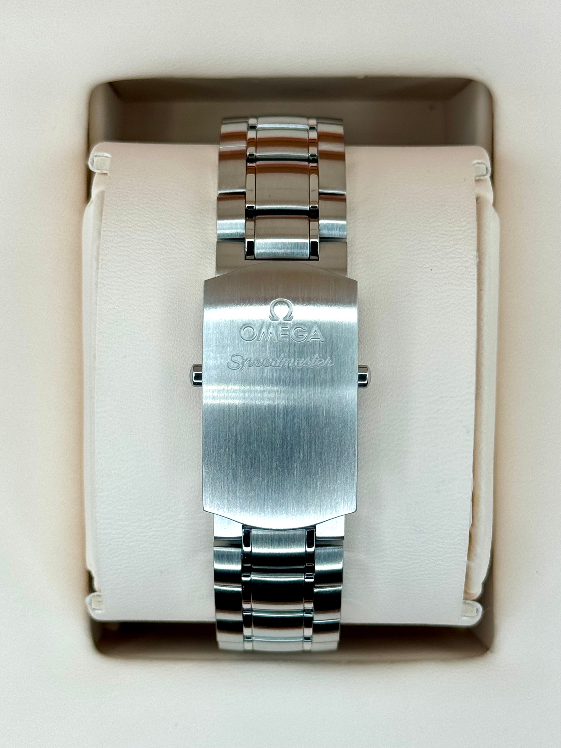 2020 Omega Speeedmaster Racing 40mm 326.30.40.5002.001 White Dial - MyWatchLLC