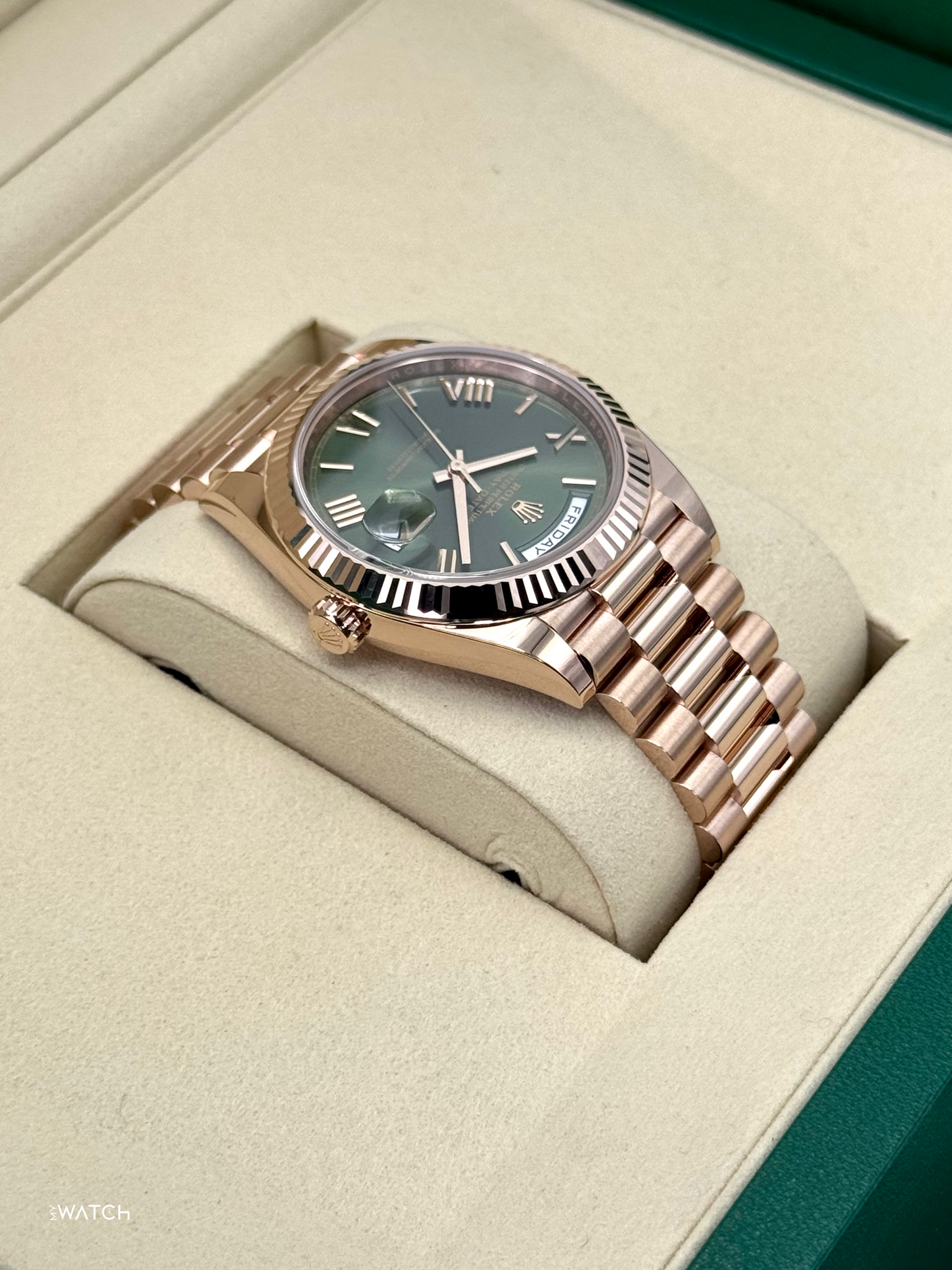 NEW 2025 Rolex Day-Date 40mm 228235 Presidential Rose Gold Olive Green Dial