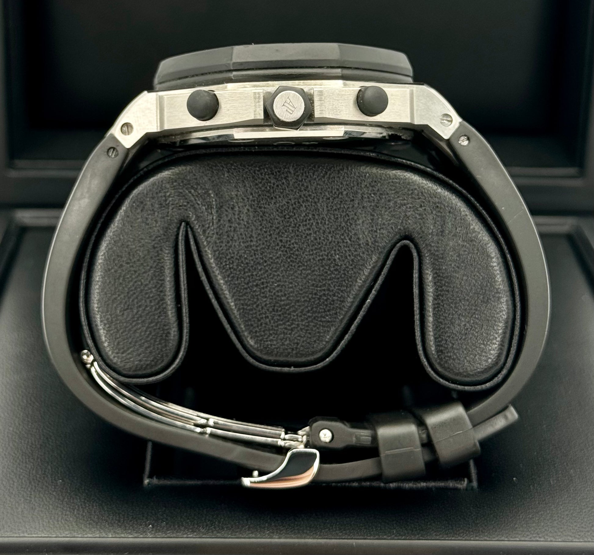 Audemars Piguet Royal Oak 42mm 25940SK Offshore - MyWatchLLC