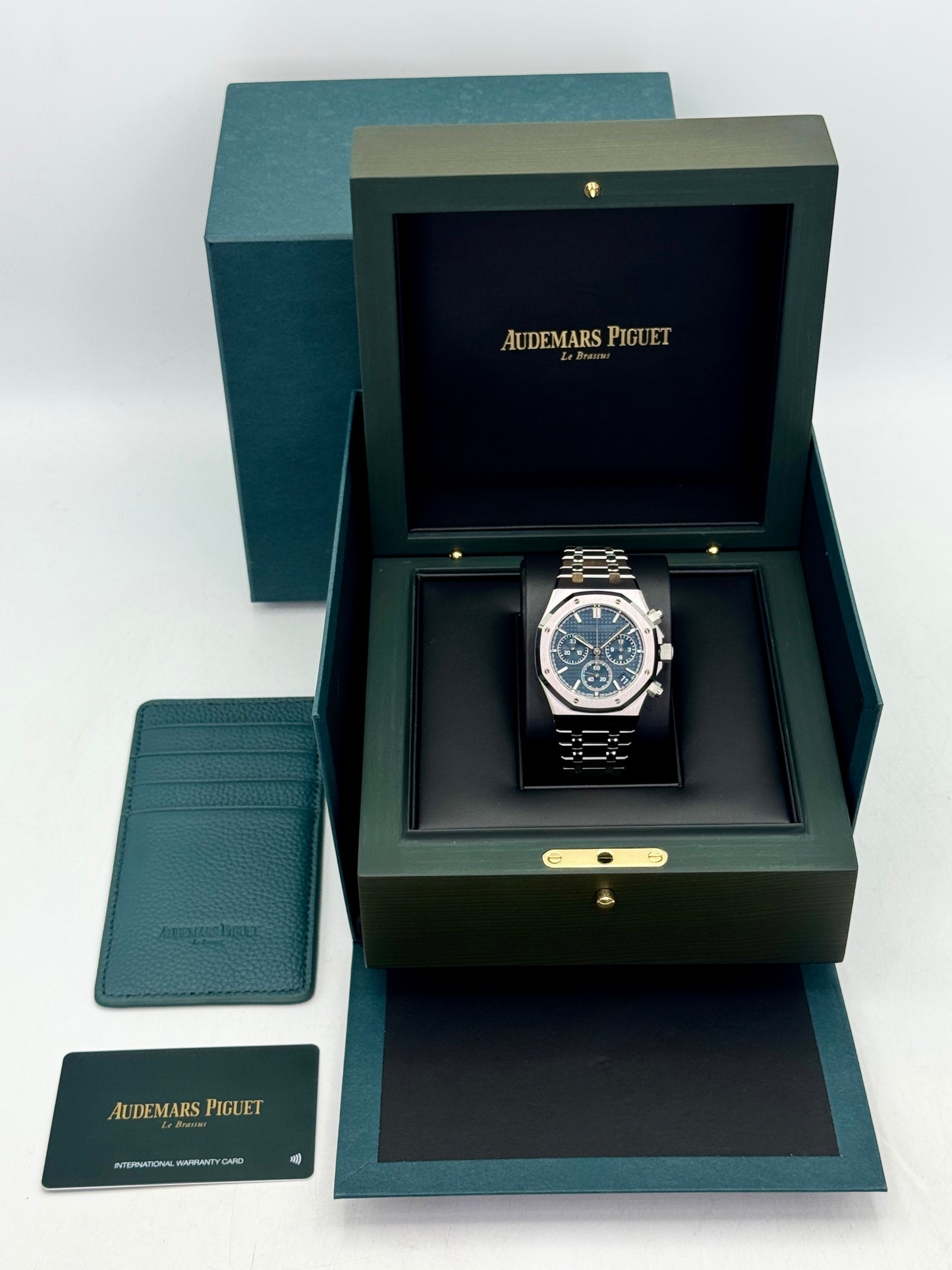 NEW 2026 Audemars Piguet Royal Oak Chronograph 41mm 26240ST Blue Dial