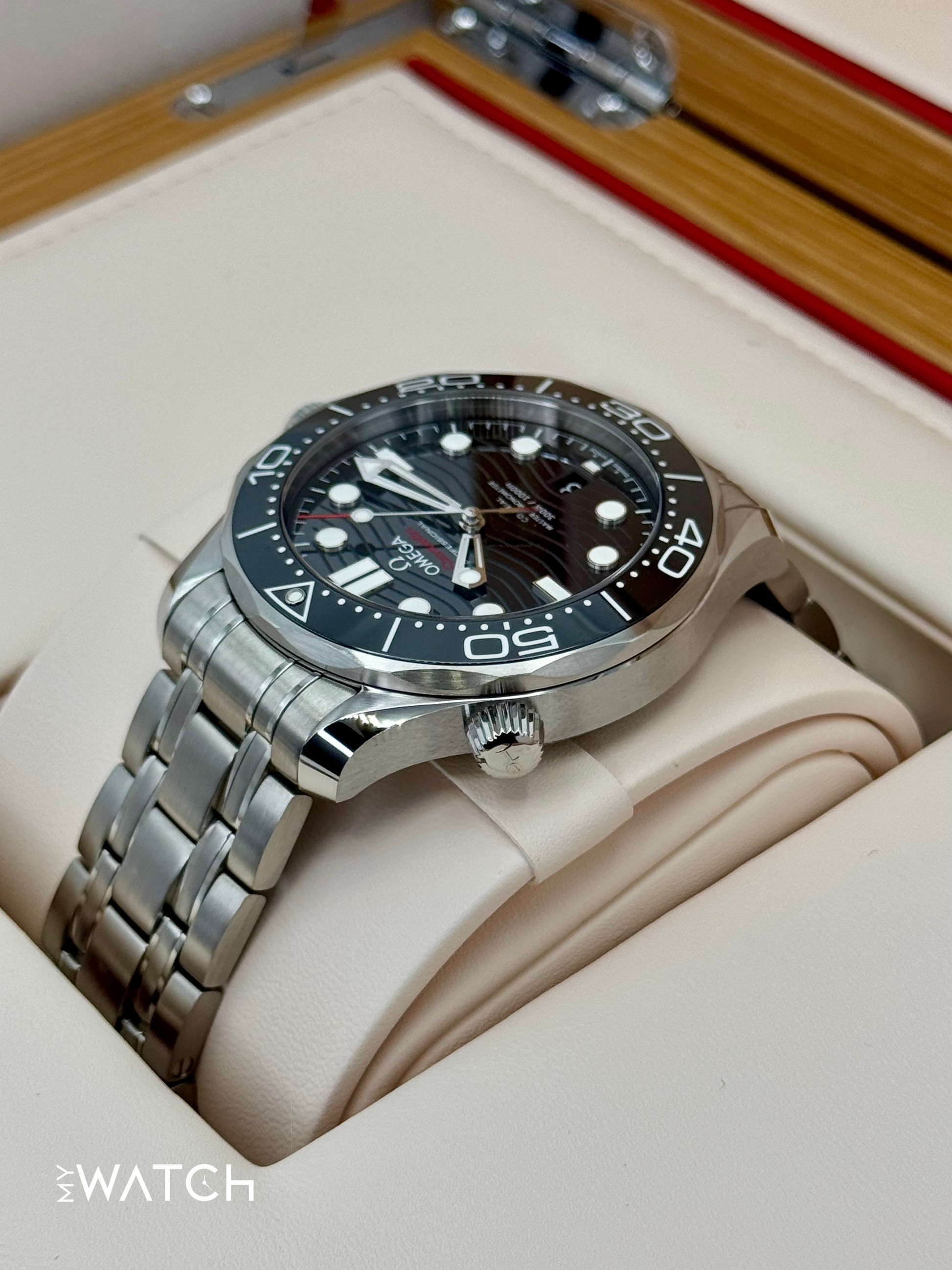 2025 Omega Seamaster Diver 300M 42mm 210.30.42.20.01.001 Black Dial - MyWatchLLC