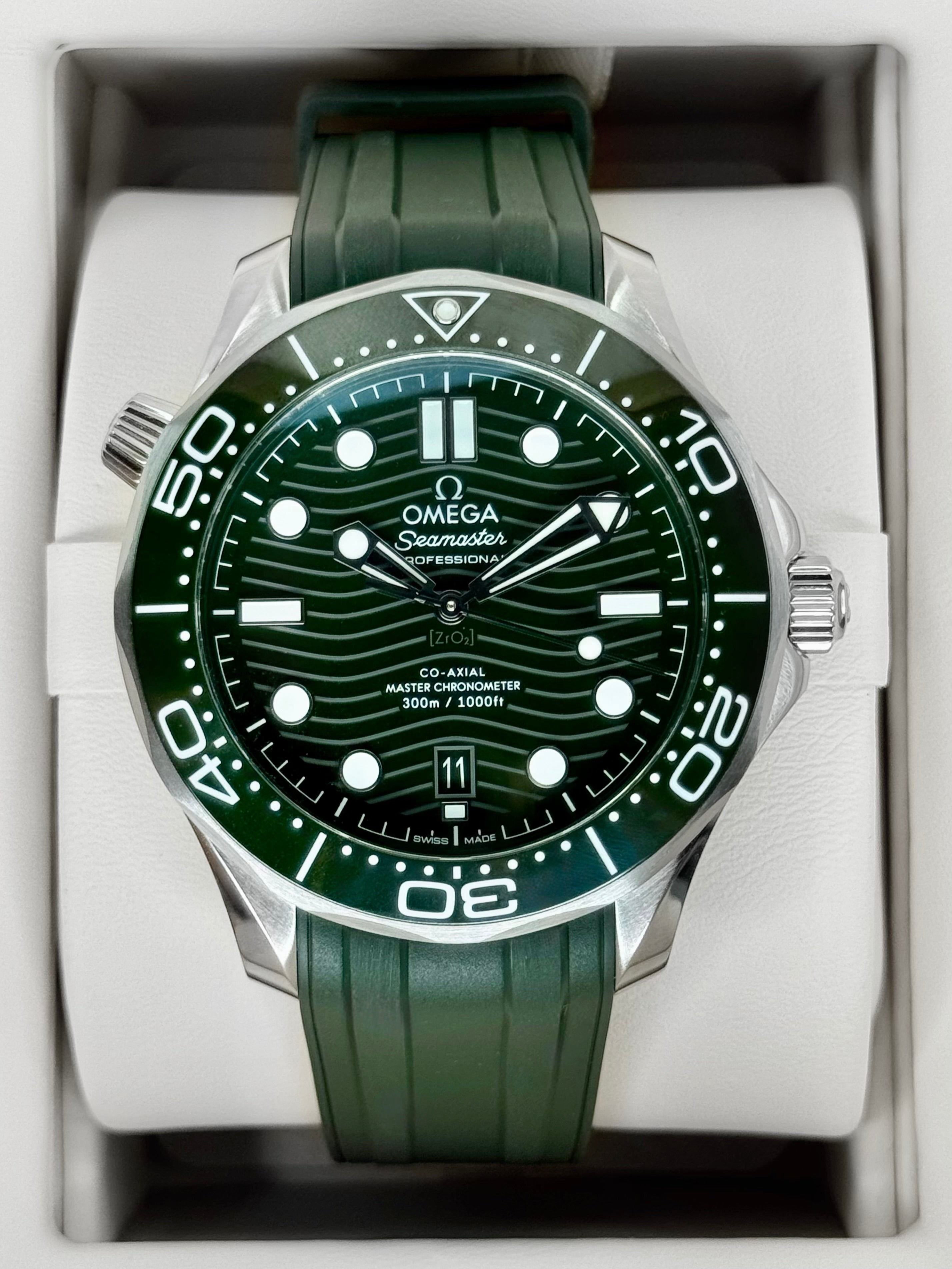 【オムオム様】ウィッグオーダーページ 2023 Omega Seamaster Master Chronometer 42mm 210.32.42.20.10.001 Green