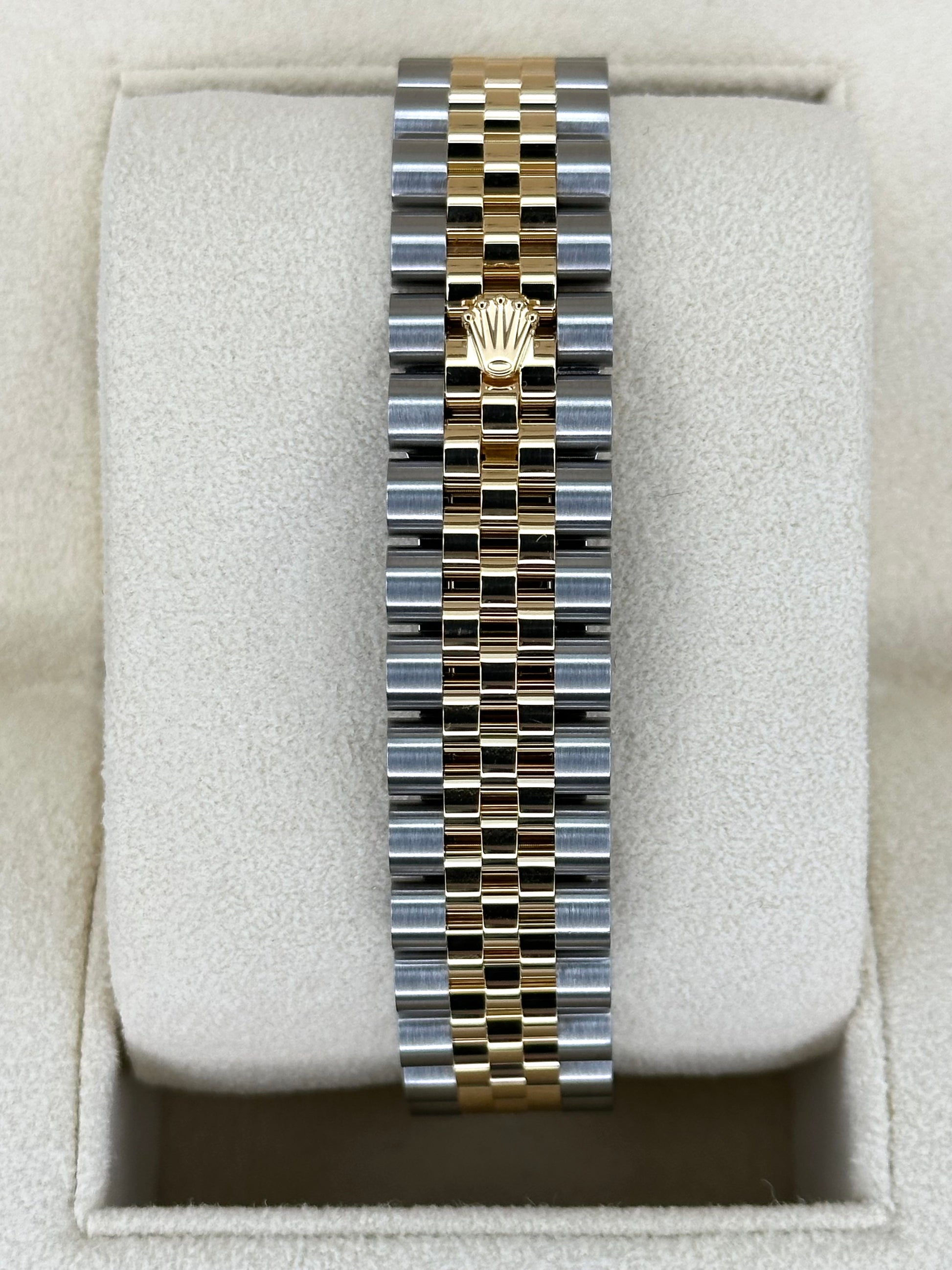 NEW 2024 Rolex Lady Datejust 31mm 278273 Two-Tone Silver Diamond Dial - MyWatchLLC