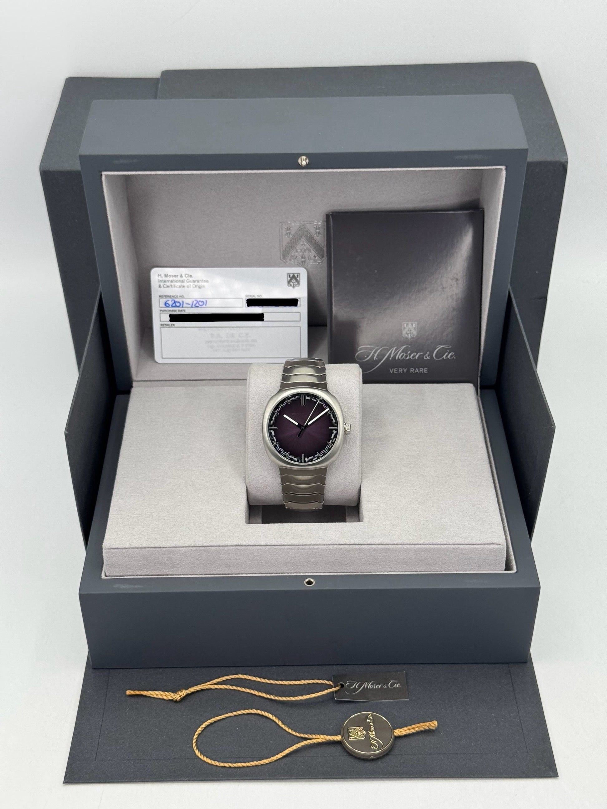 2024 H. Moser & Cie. Streamliner Center Seconds 6201-1201 Purple - MyWatchLLC