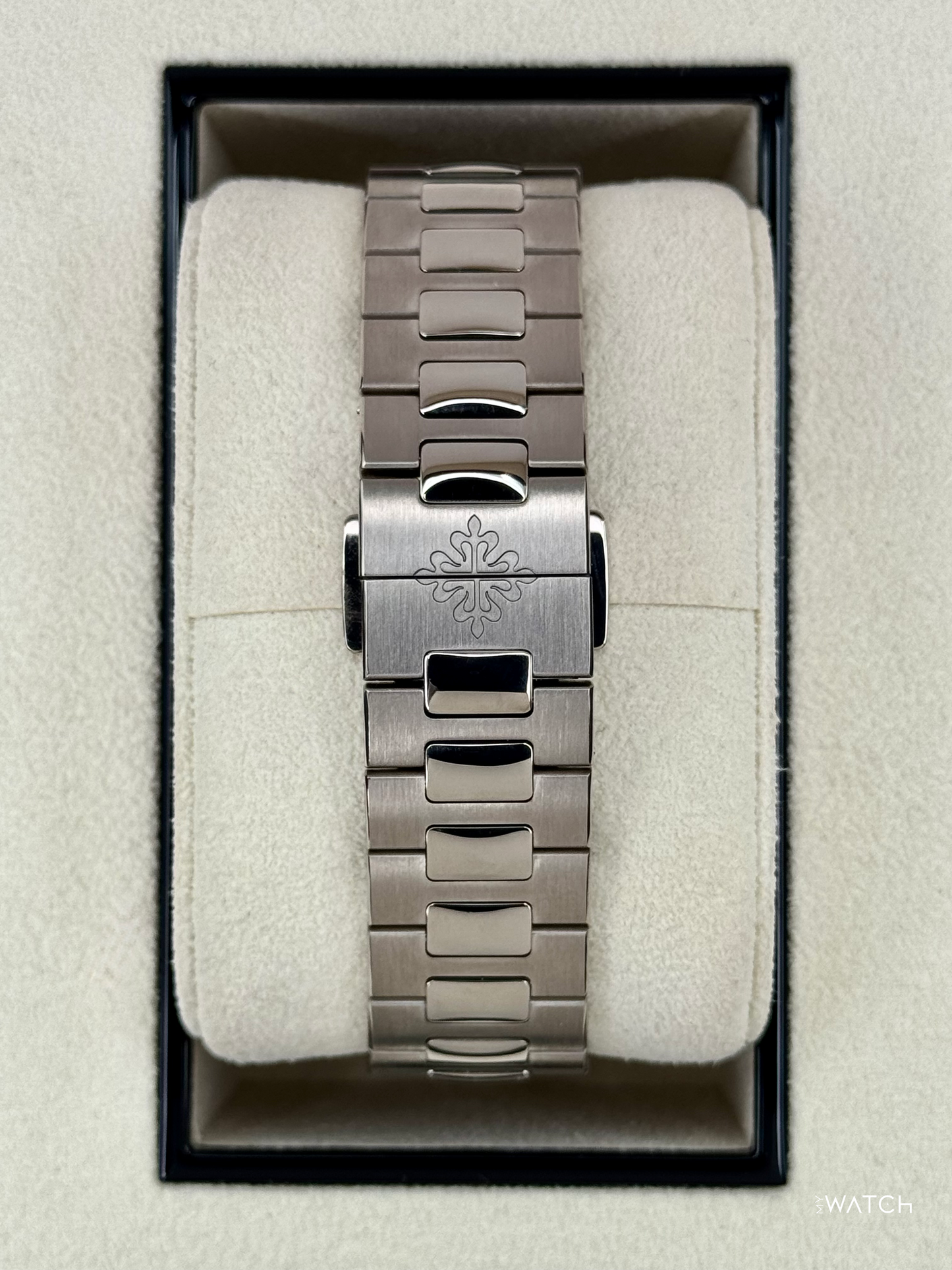 2024 Patek Philippe Nautilus Perpetual Calendar 40mm 5740/1G-001 Blue Dial