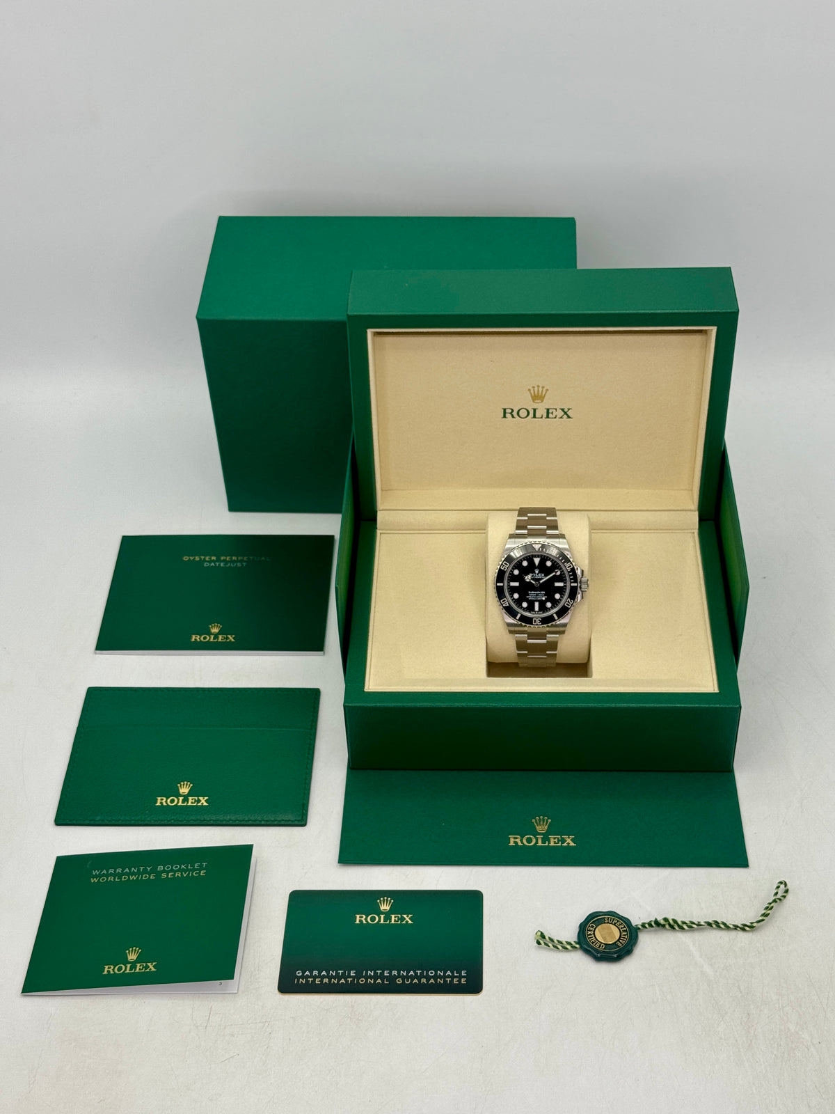 NEW 2026 Rolex Submariner 41mm 124060 Stainless Steel Black Dial (STICKERED)