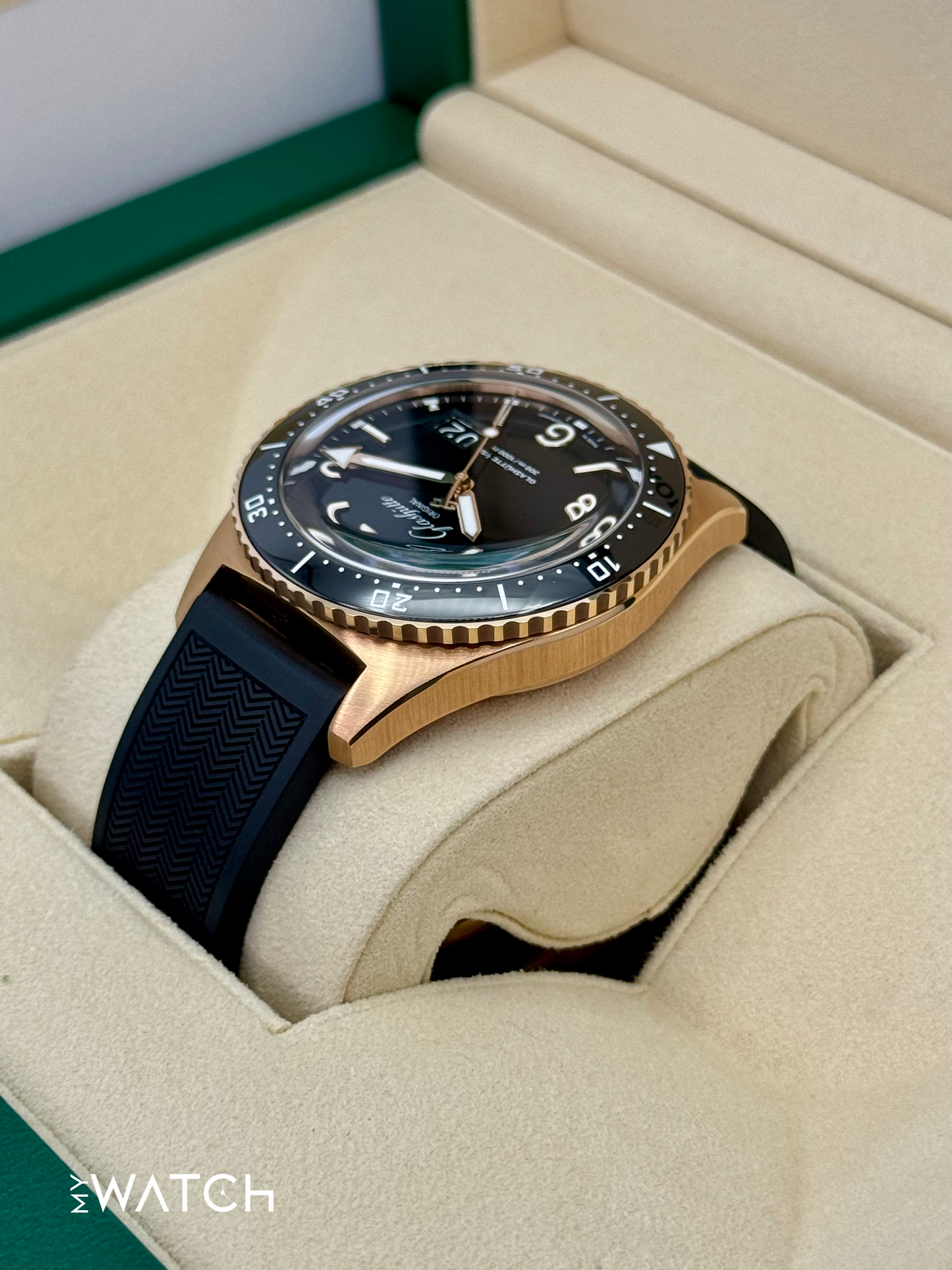 New 2025 Glashütte Seaq Panorama Date 43.2mm 1-36-13-03-90 Red Gold