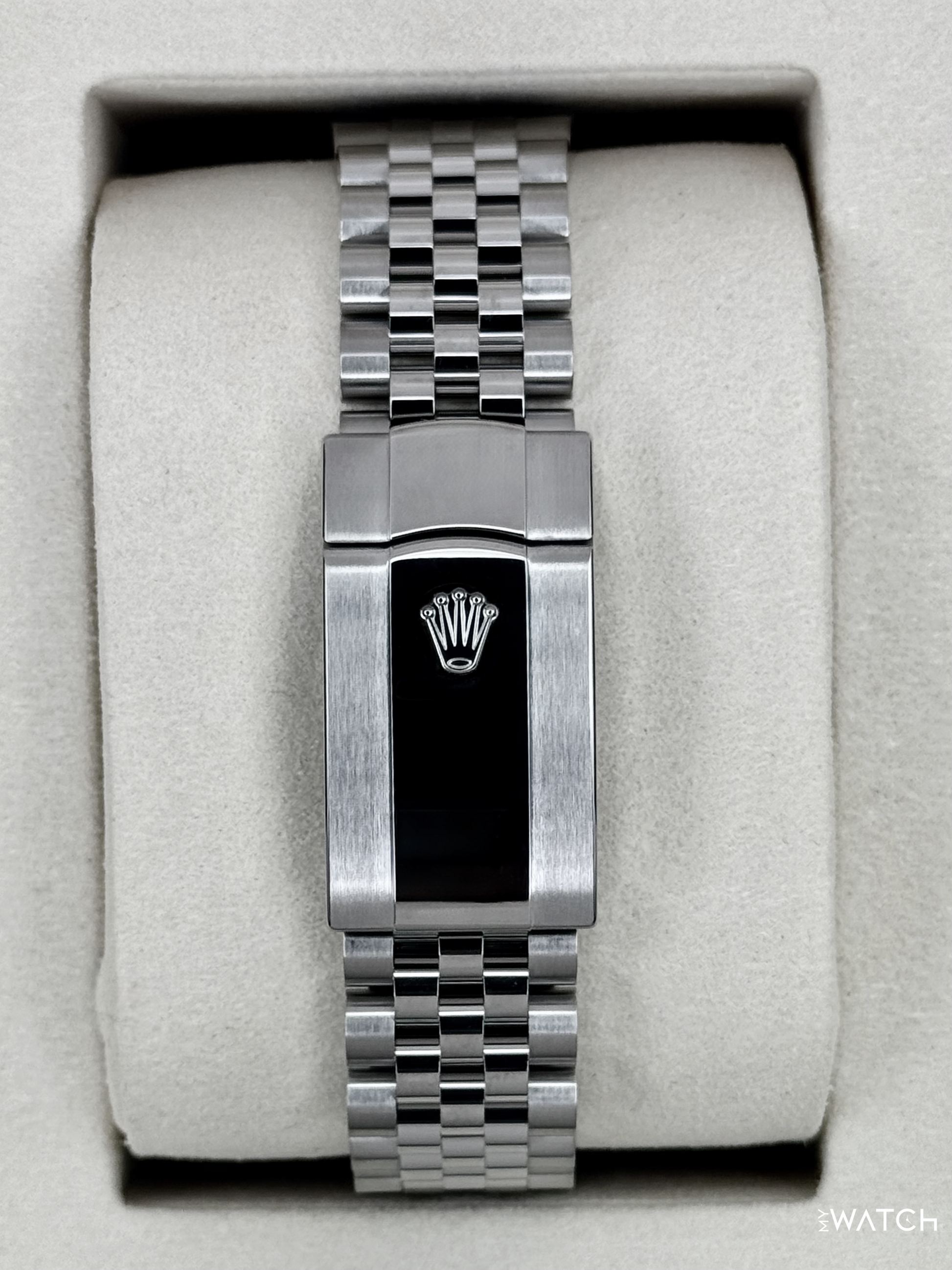 NEW 2026 Rolex Datejust 41mm 126300 Stainless Steel Jubilee Green Dial - MyWatchLLC