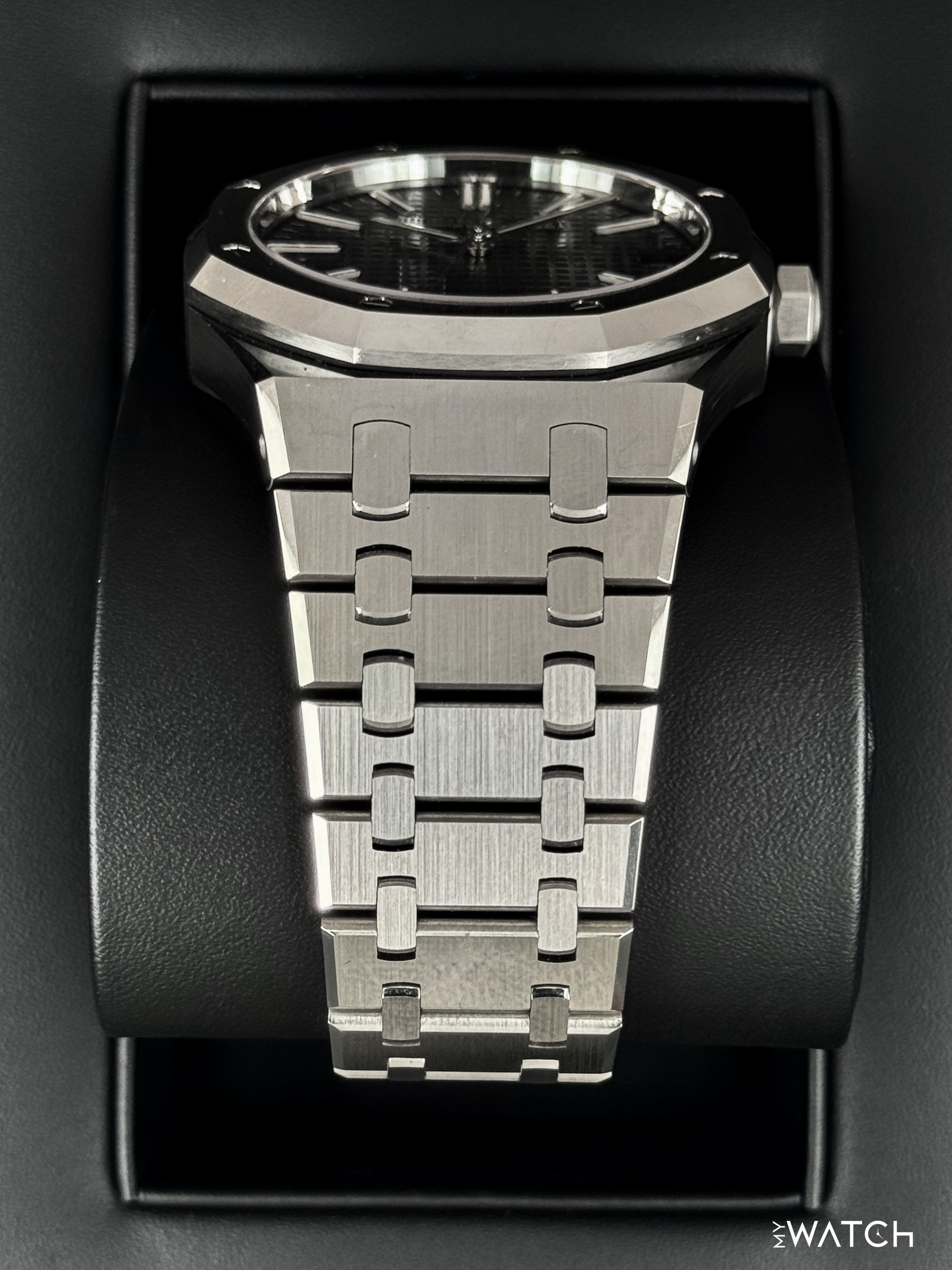 2025 Audemars Piguet Royal Oak 41mm 15510ST Stainless Steel Green Dial - MyWatchLLC