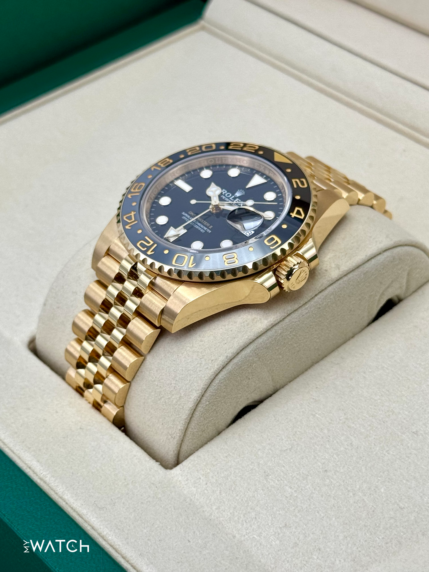 NEW 2025 Rolex GMT-Master II 40mm 126718GRNR Jubilee Black Dial