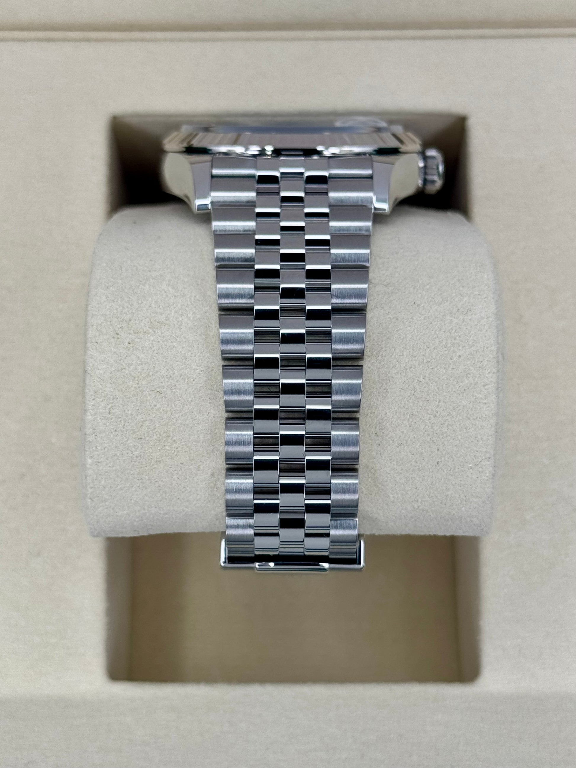 NEW 2025 Rolex Datejust 36mm 126234 Stainless Steel Jubilee Blue Dial - MyWatchLLC