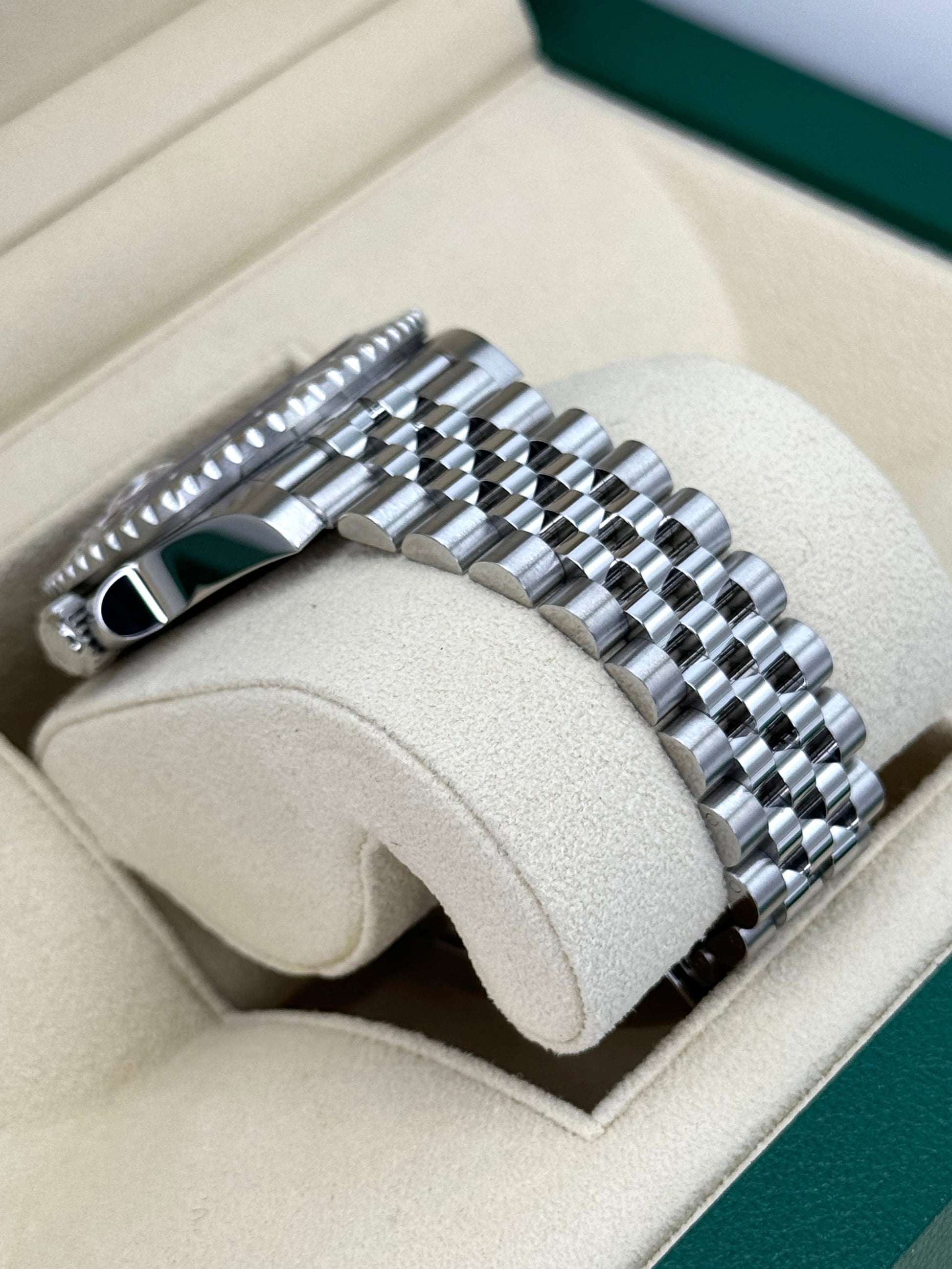 2023 Rolex GMT-Master II "Pepsi" 40mm 126710BLRO Jubilee Black Dial - MyWatchLLC