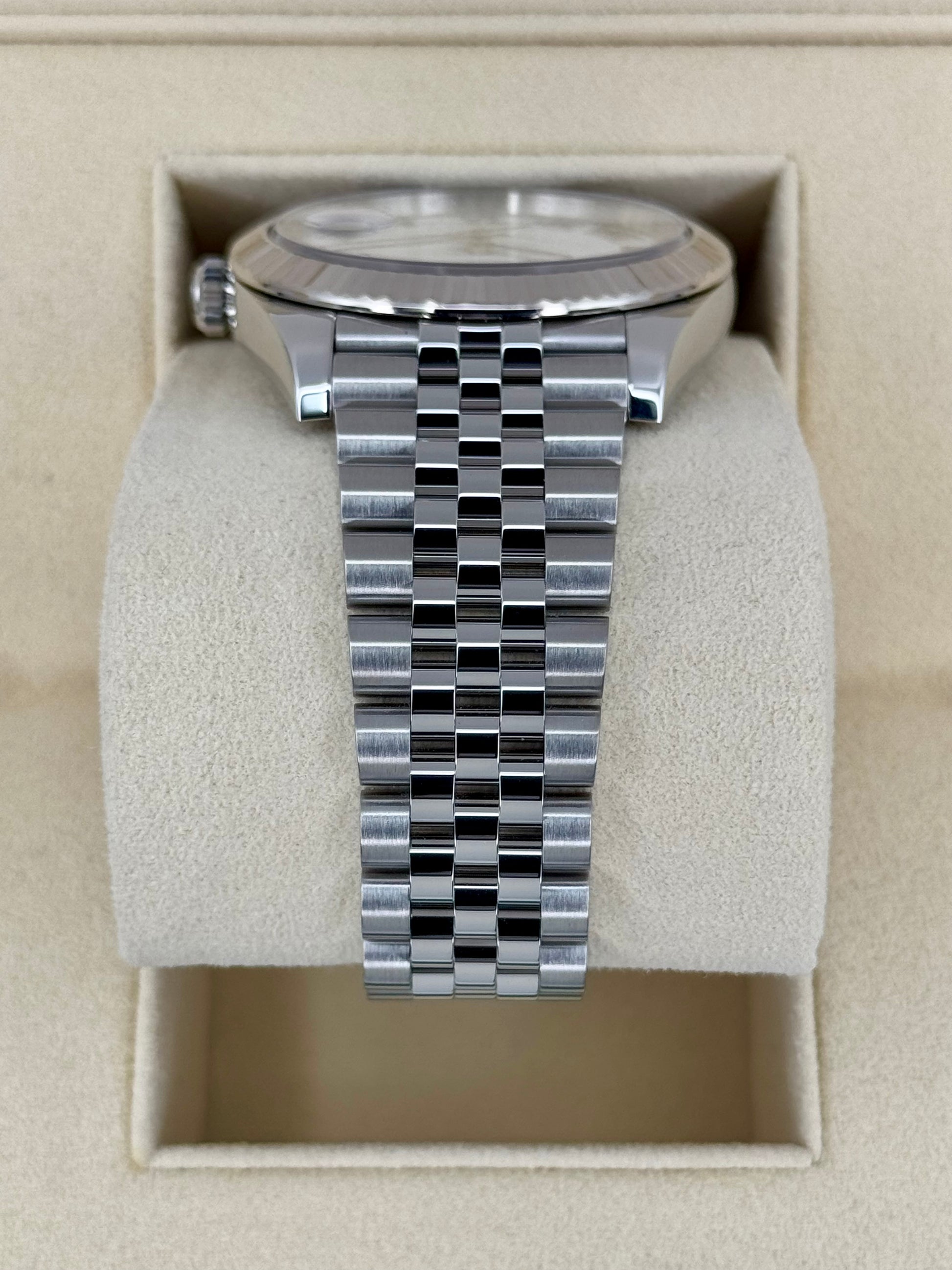 2022 Rolex Datejust 41mm 126334 Stainless Steel Jubilee White Dial - MyWatchLLC