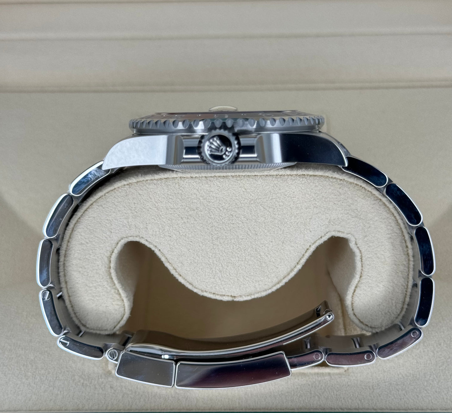 NEW 2023 Rolex GMT-Master II "Pepsi" 40mm 126710BLRO Oyster Black Dial - MyWatchLLC